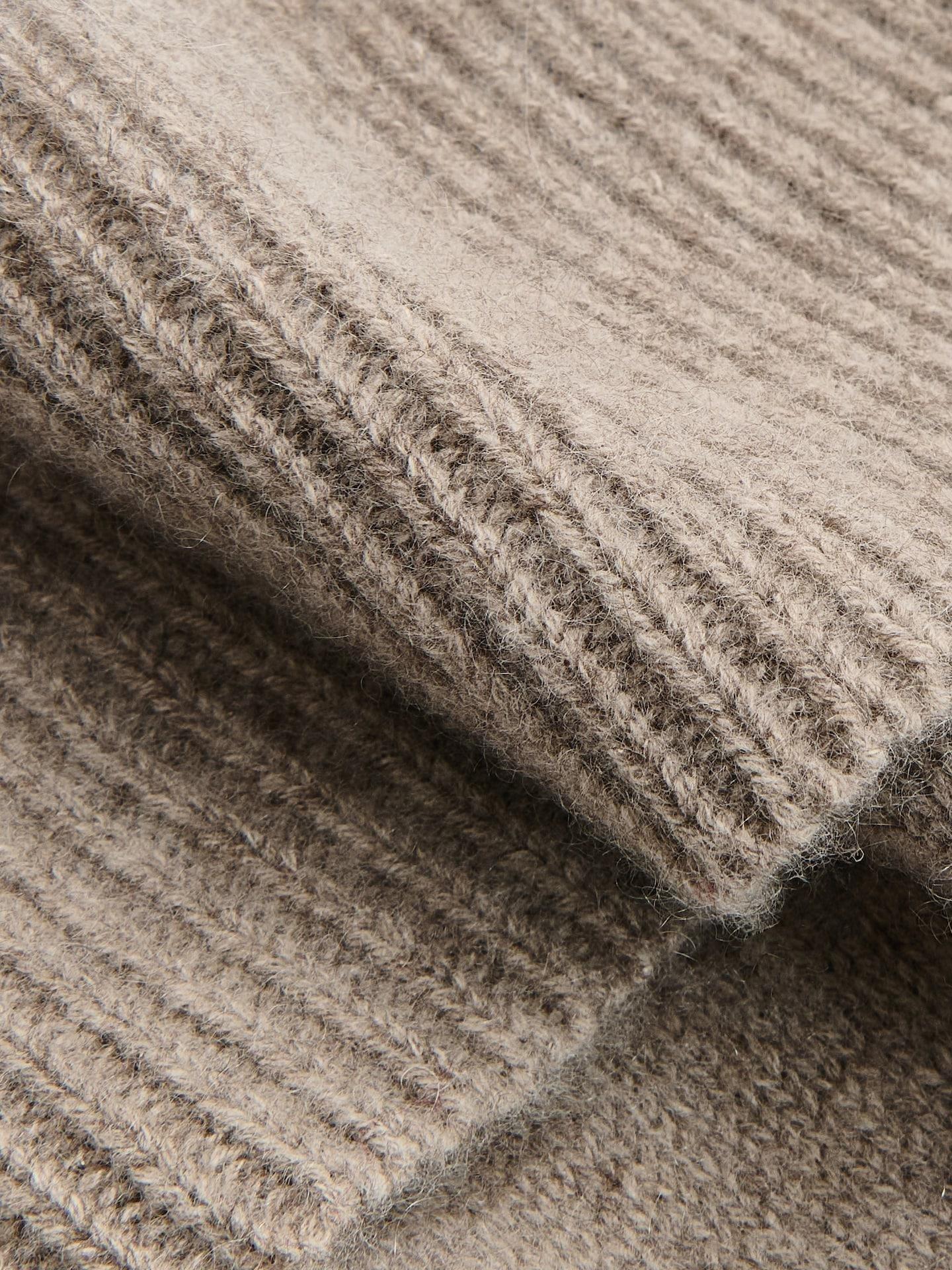 Taupe Cap, Grey, medium