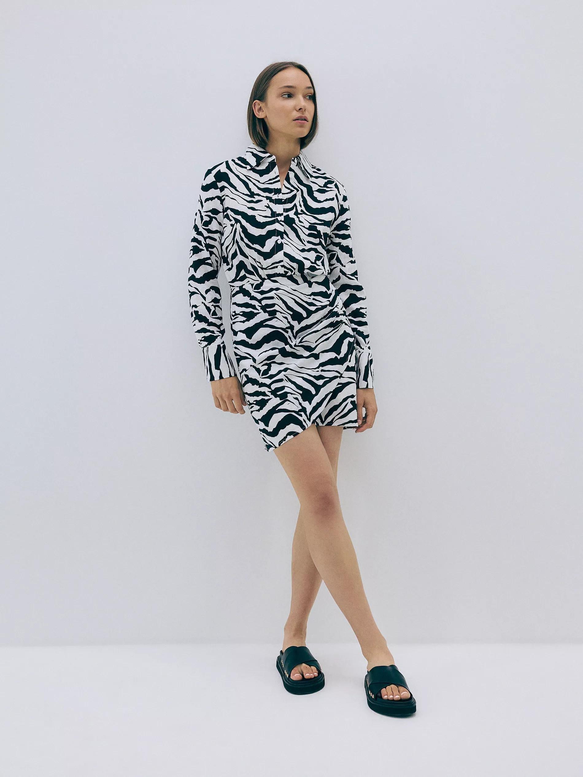 Black Animal Pattern Collared Mini Dress, , large image number 0