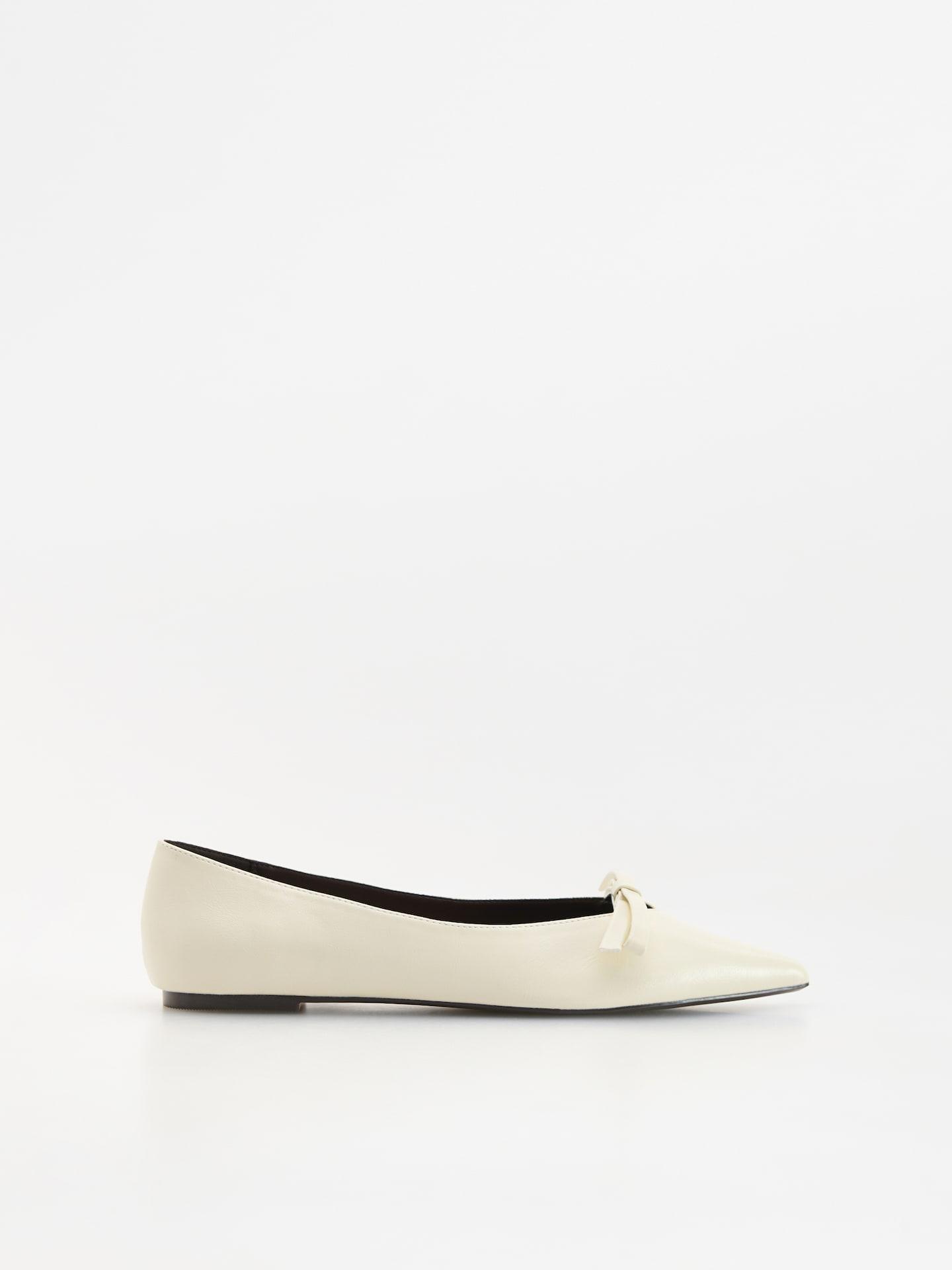 White Ballerinas With Bow Detail, White, medium