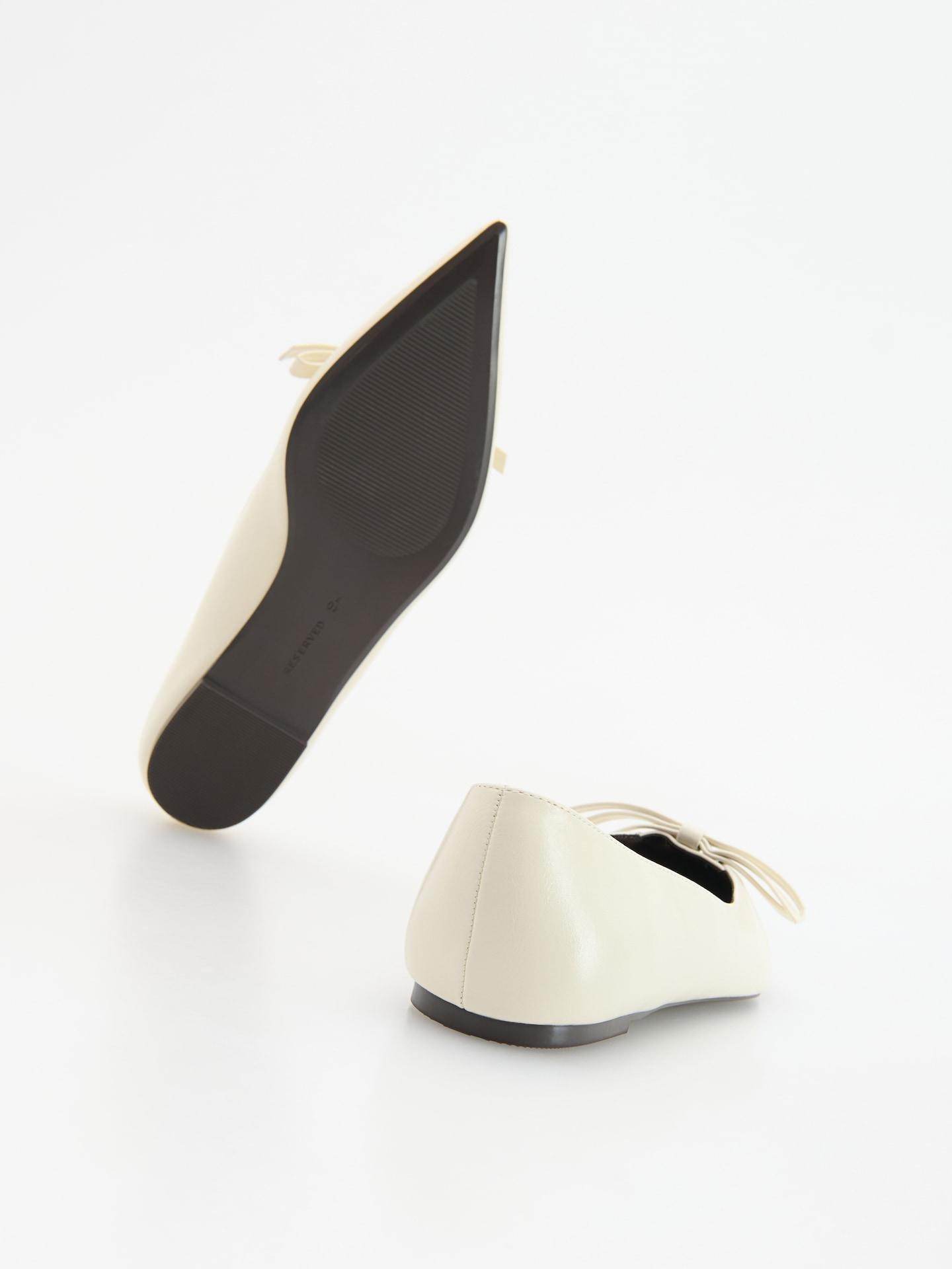 White Ballerinas With Bow Detail, White, medium