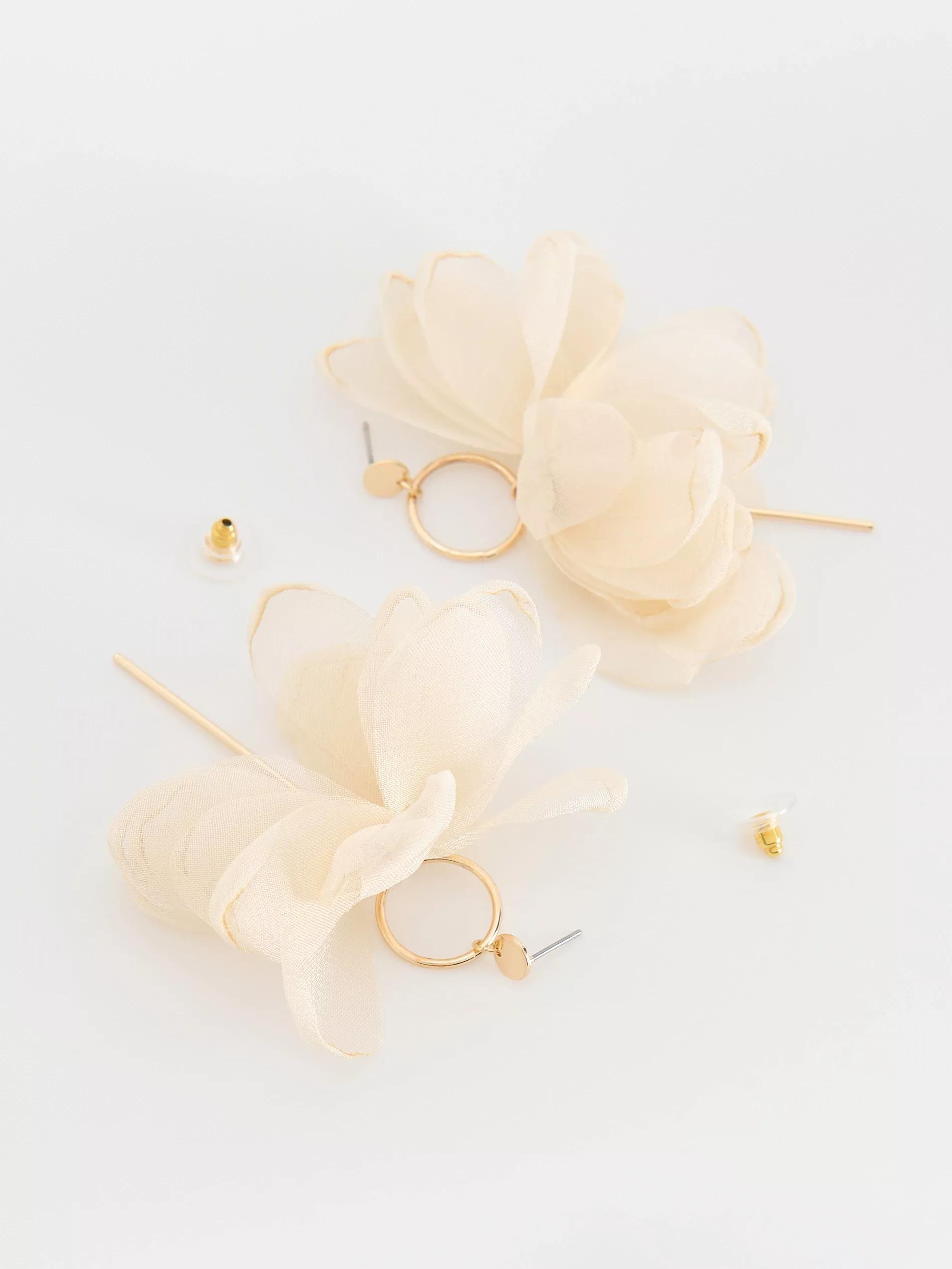 Cream Chandelier Earrings, Ivory, large image number 1