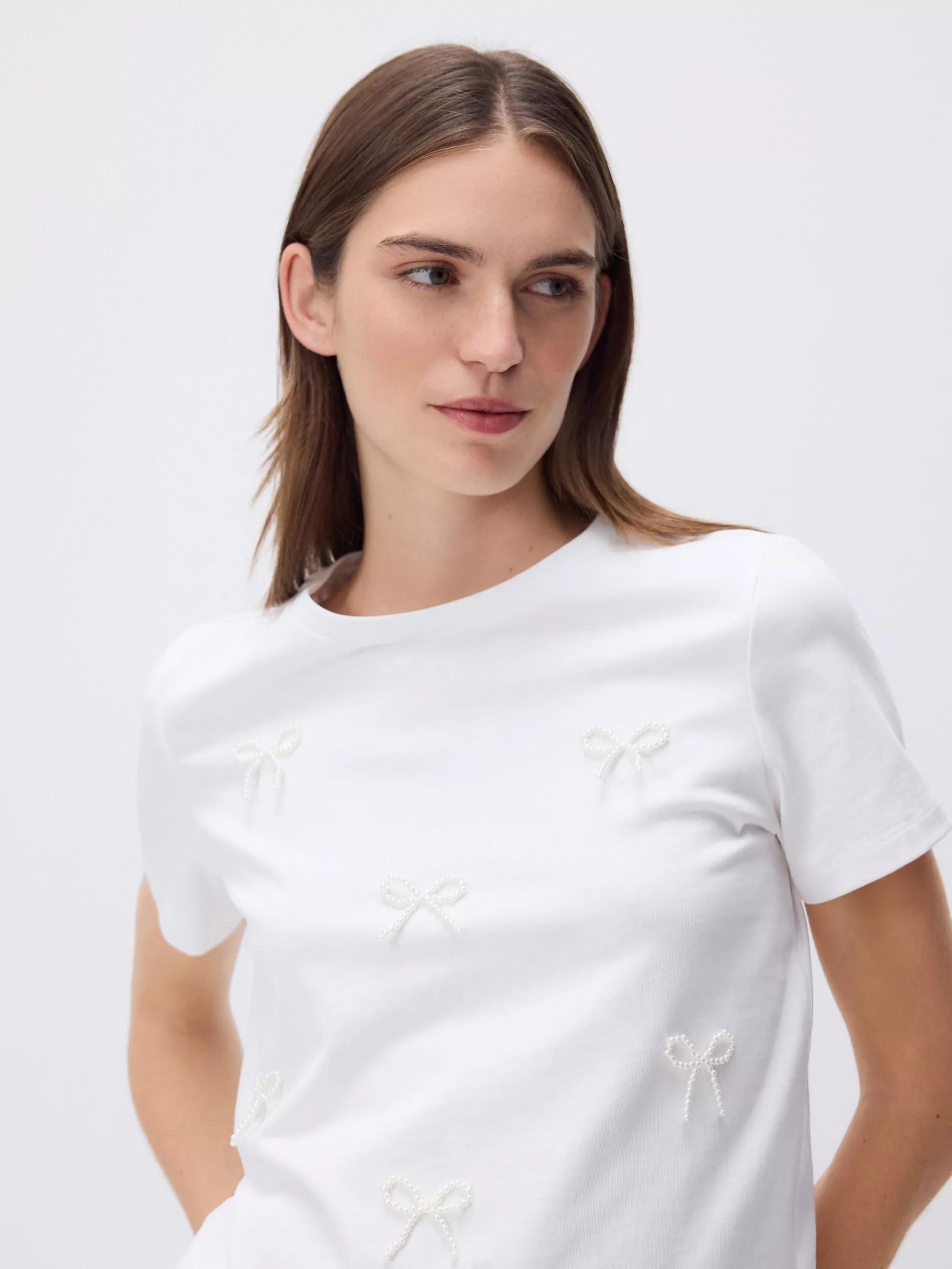 White T-Shirt With Bows, White, large image number 0
