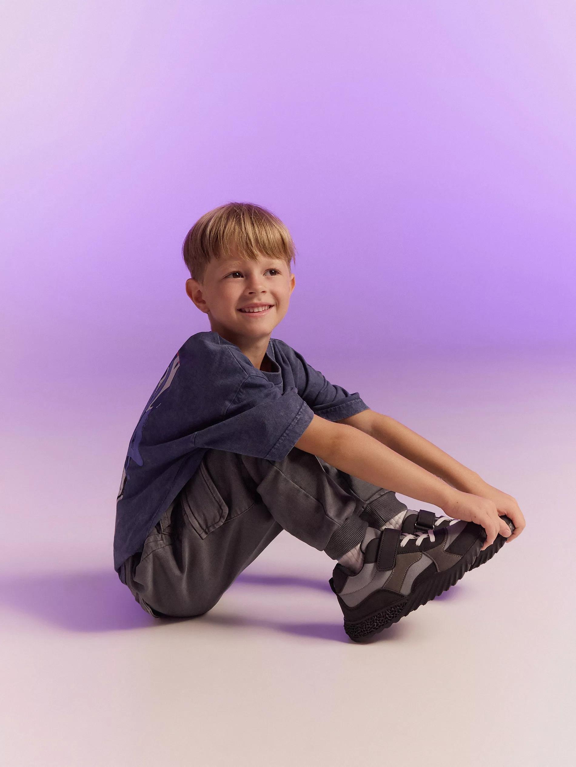 Grey Elastic Jogger Pants With Decorative Chains, Grey, large image number 4