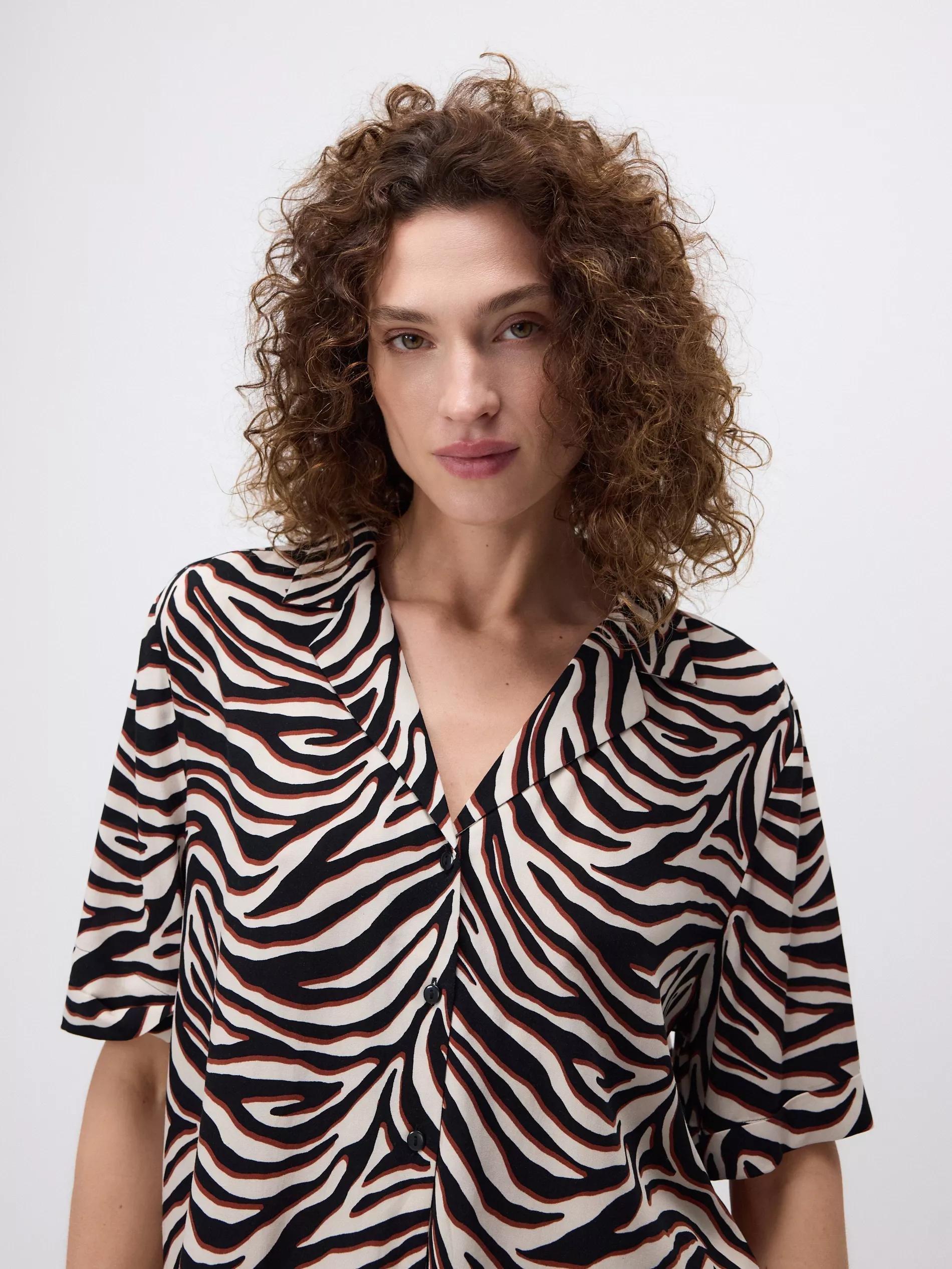 Black Two Piece Pyjama Set With Animal Print, Black, large image number 3