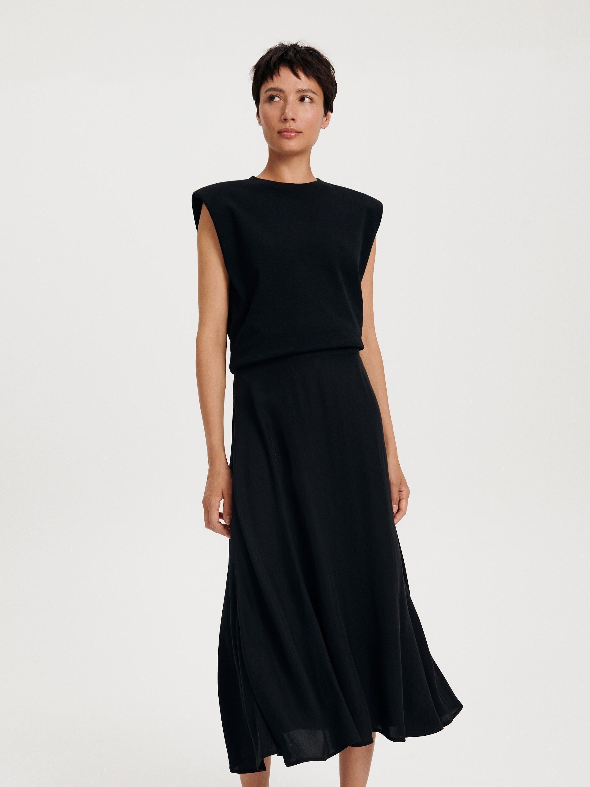 Black Flared Hem Midi Skirt, , large image number 4