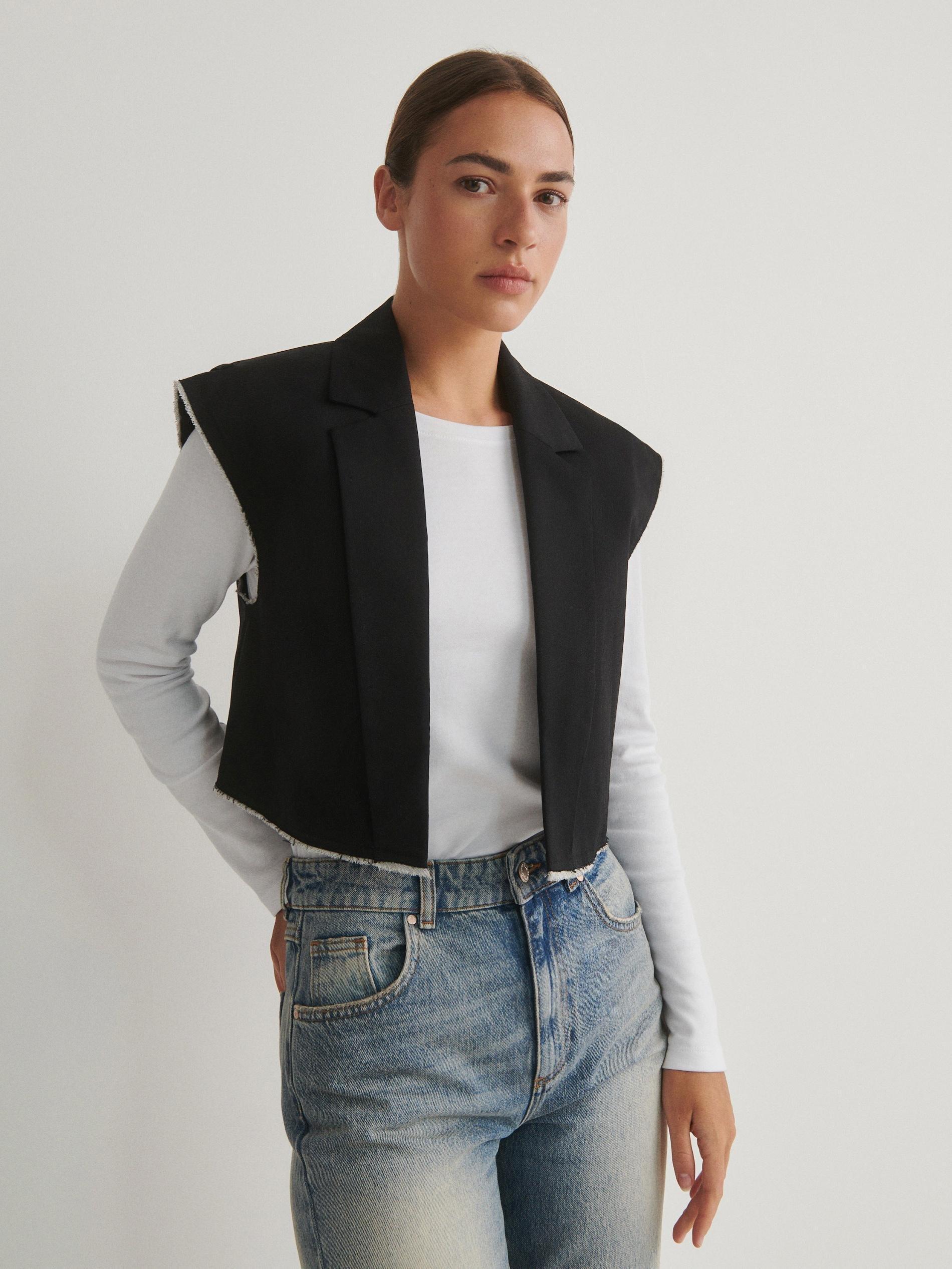 Reserved - Black Cropped Vest