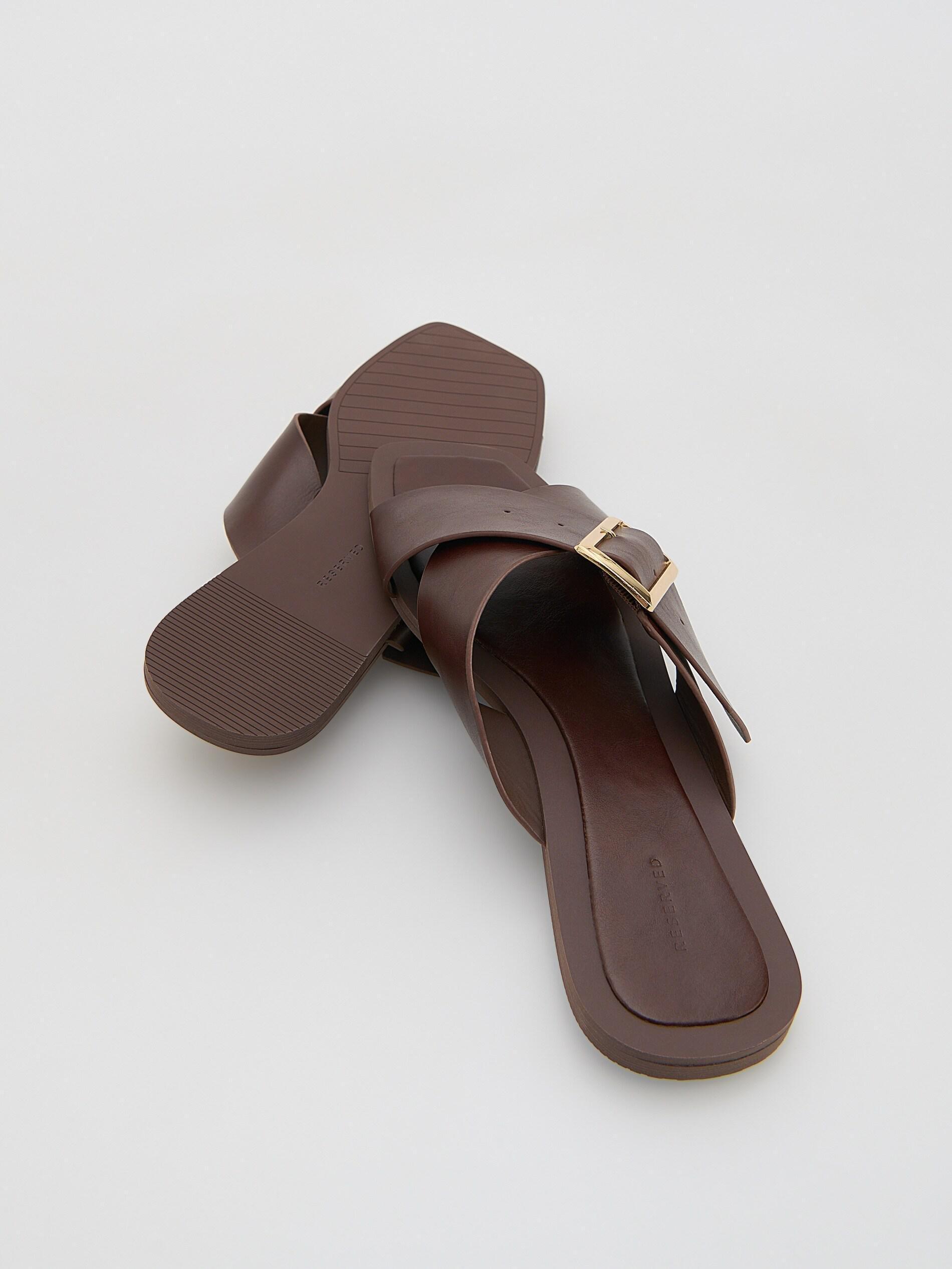 Maroon Sliders With Decorative Buckle, Burgundy, medium