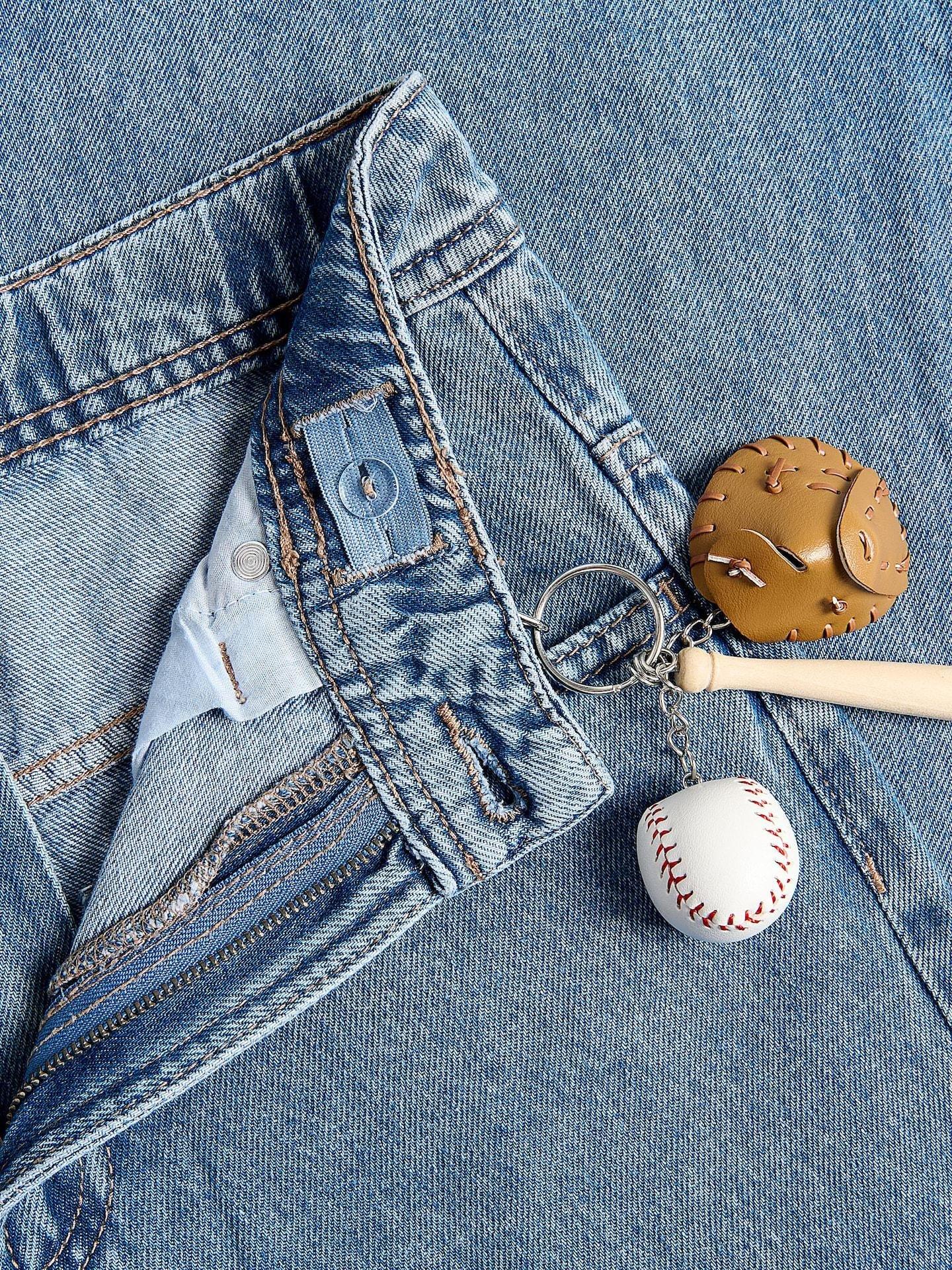 Blue Jeans Baggy Jeans With Keychain, Blue, medium
