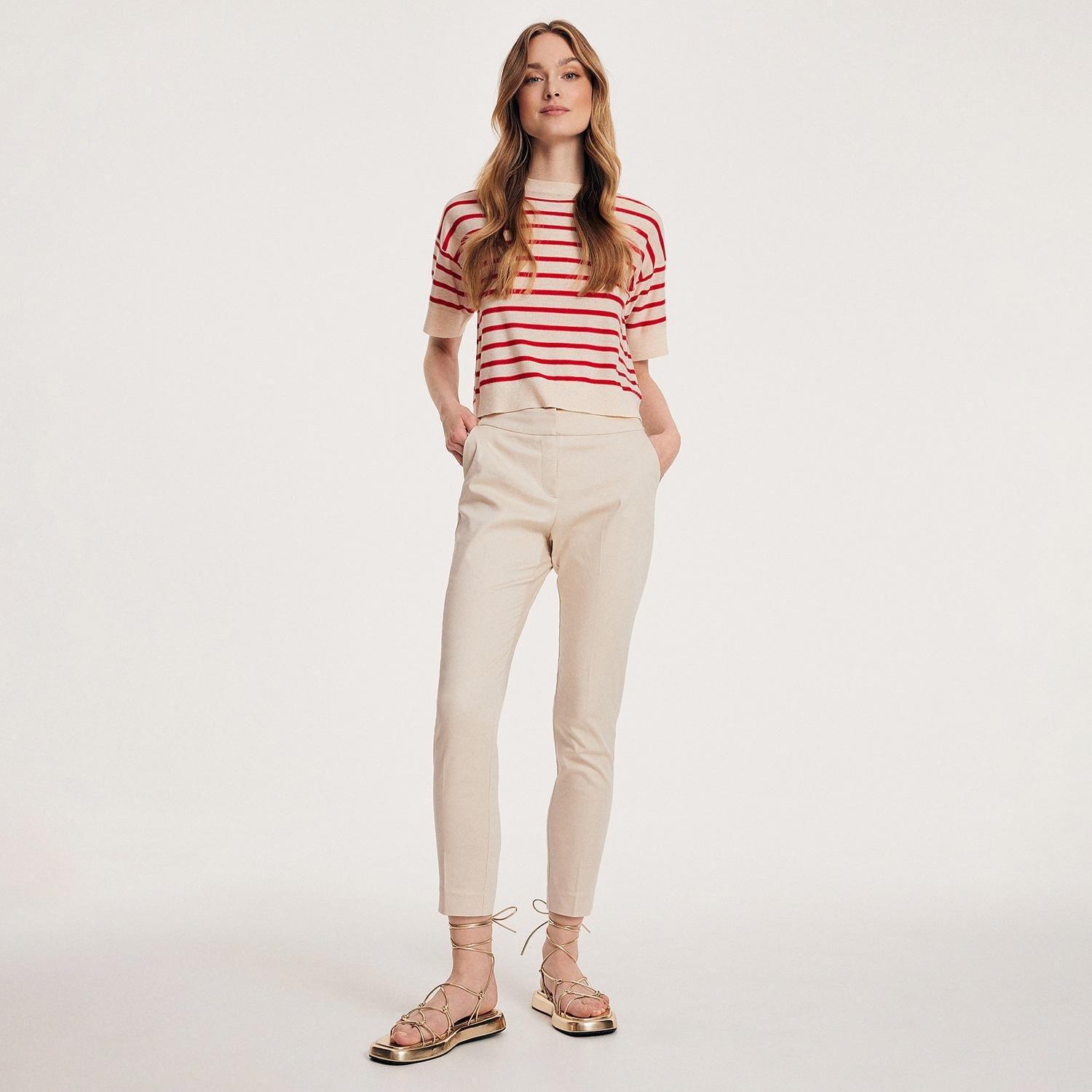 Reserved - Beige Trousers With Pressed Crease