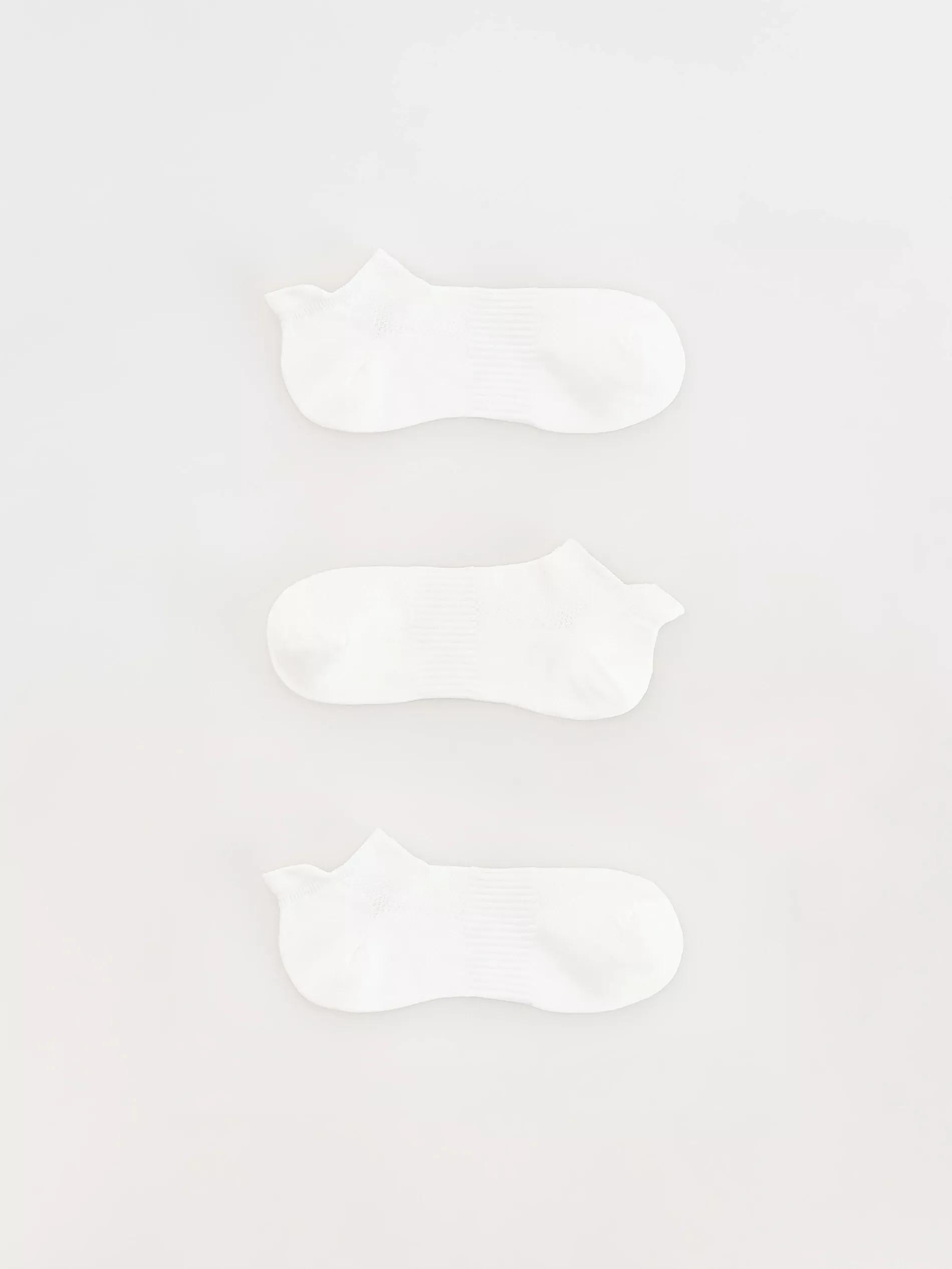 White Set Of 3 Socks, White, medium