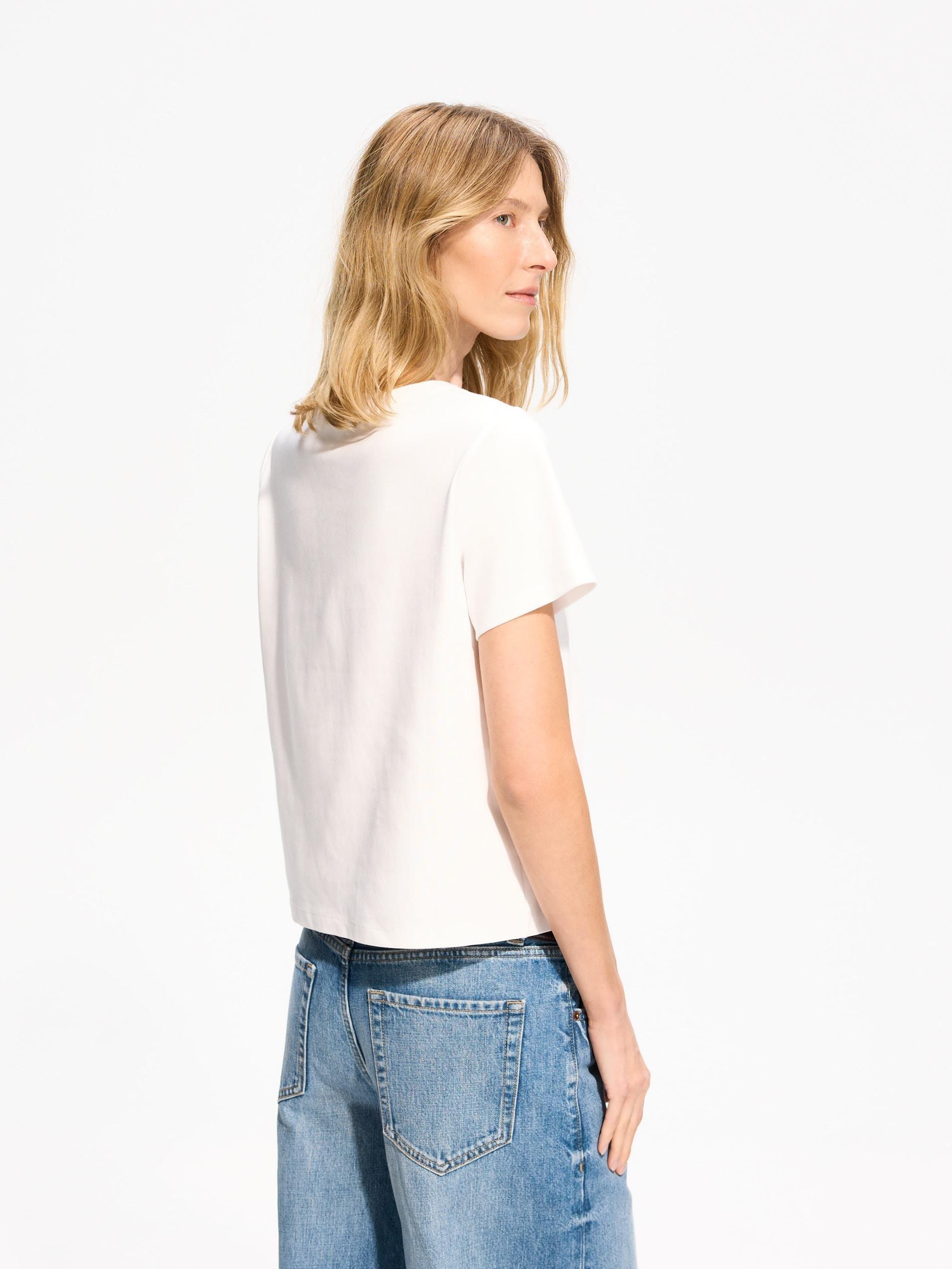 تيشيرت مع ديكوري تطبيق أبيض, White, large image number 2