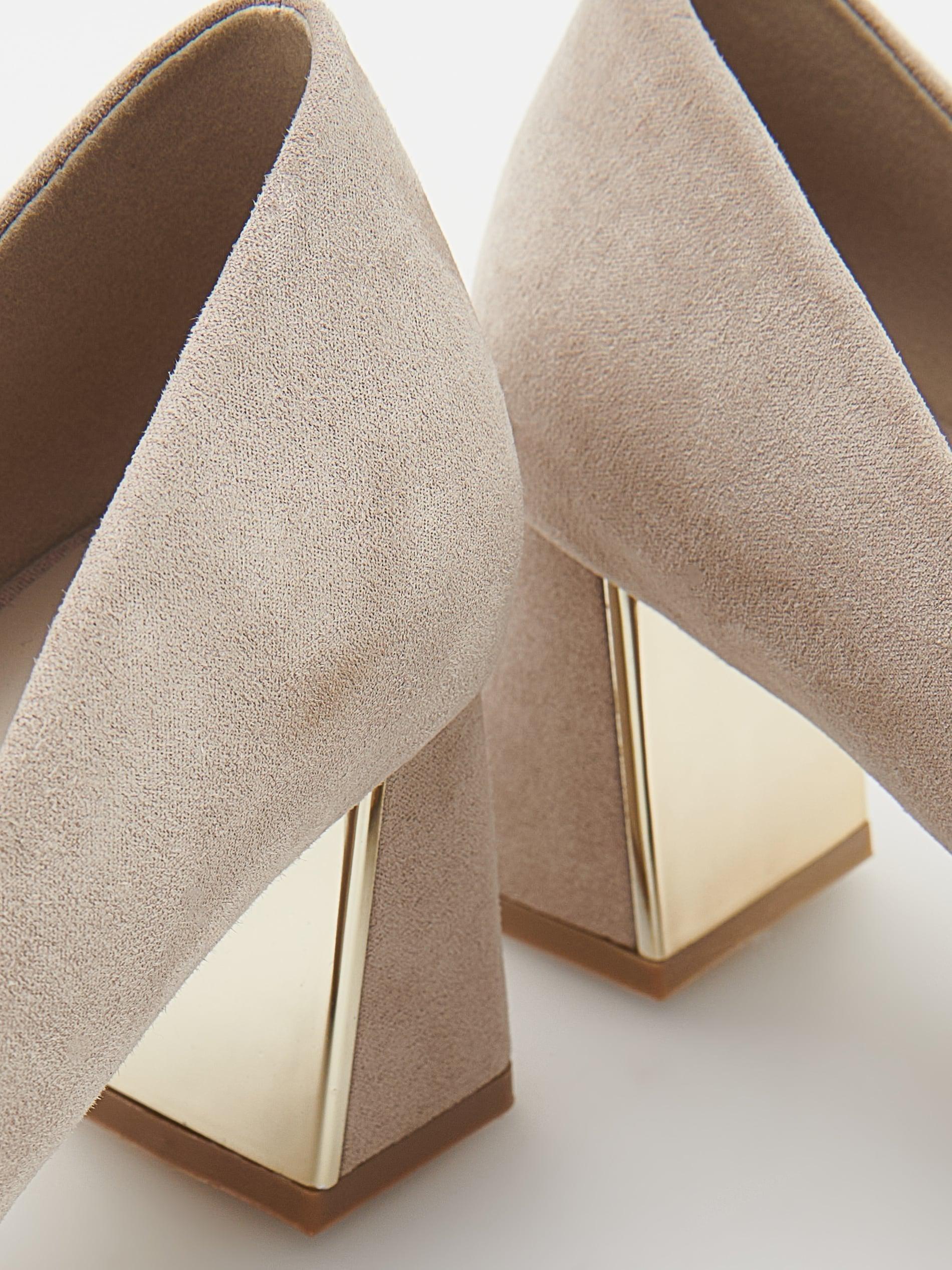 Beige High-Heeled Pumps, , large image number 4