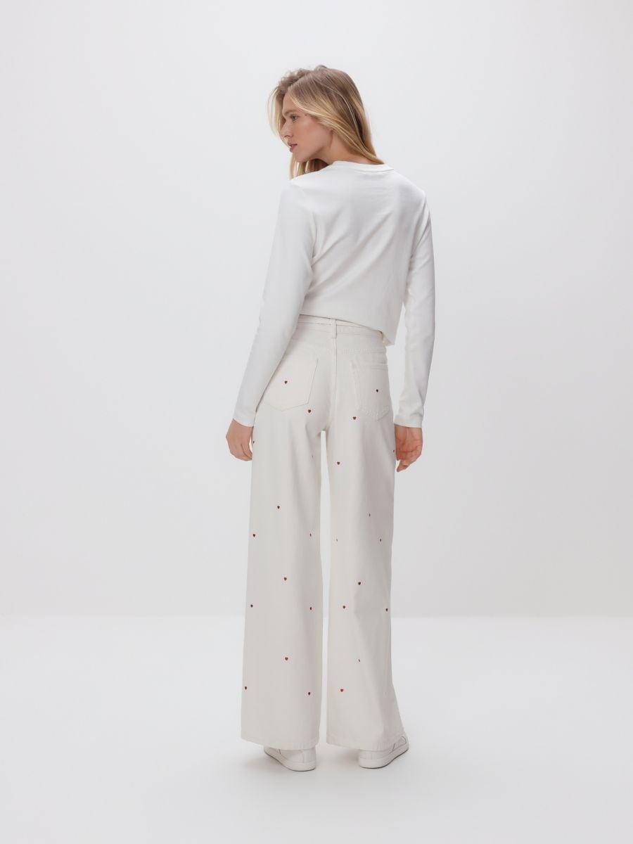 جينز أبيض واسع الساق بتفاصيل تطريز, White, medium