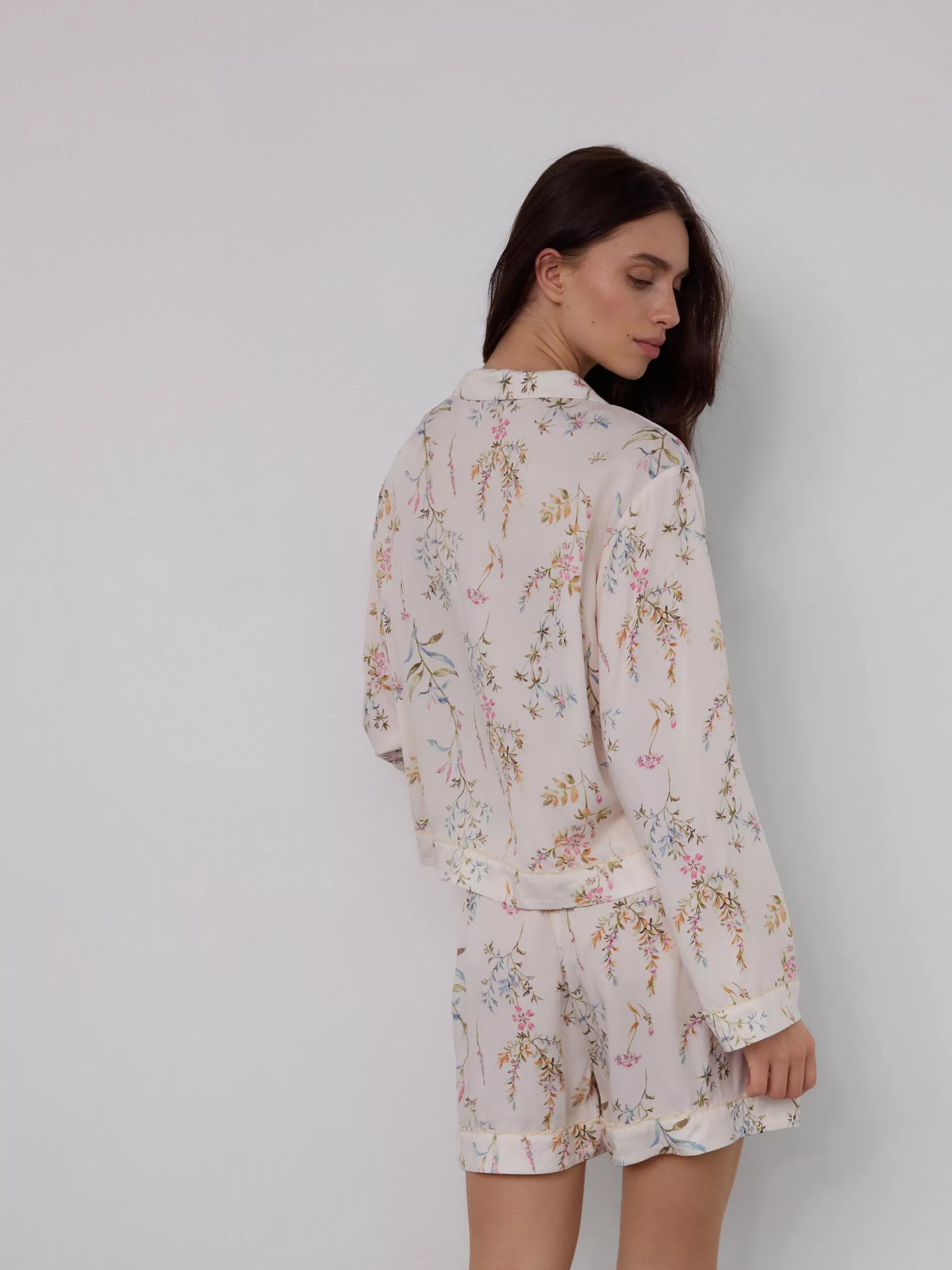 Multicolour Two-Piece Patterned Pajamas, , large image number 3