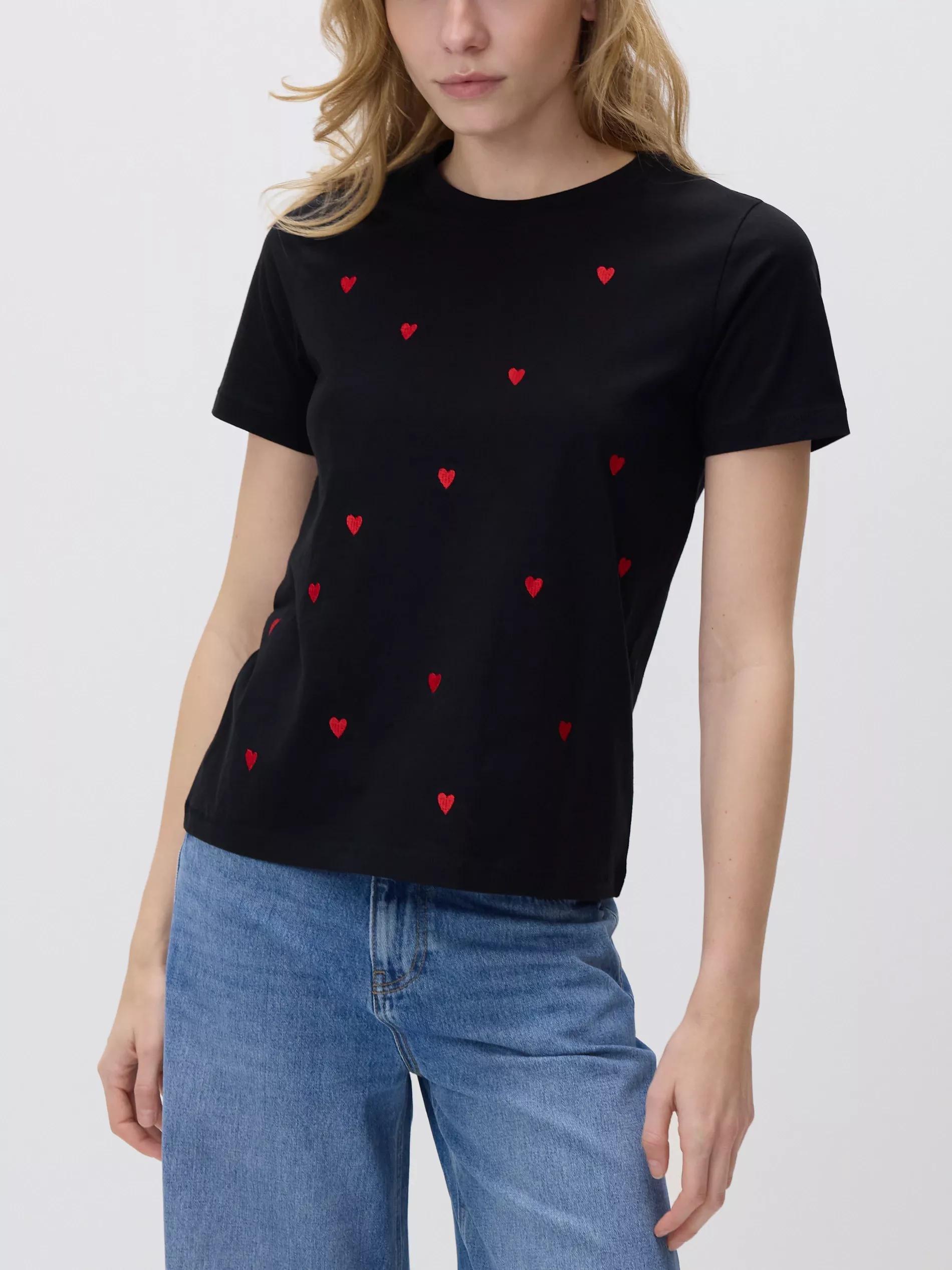 Black T-Shirt With Heart Print, Black, medium