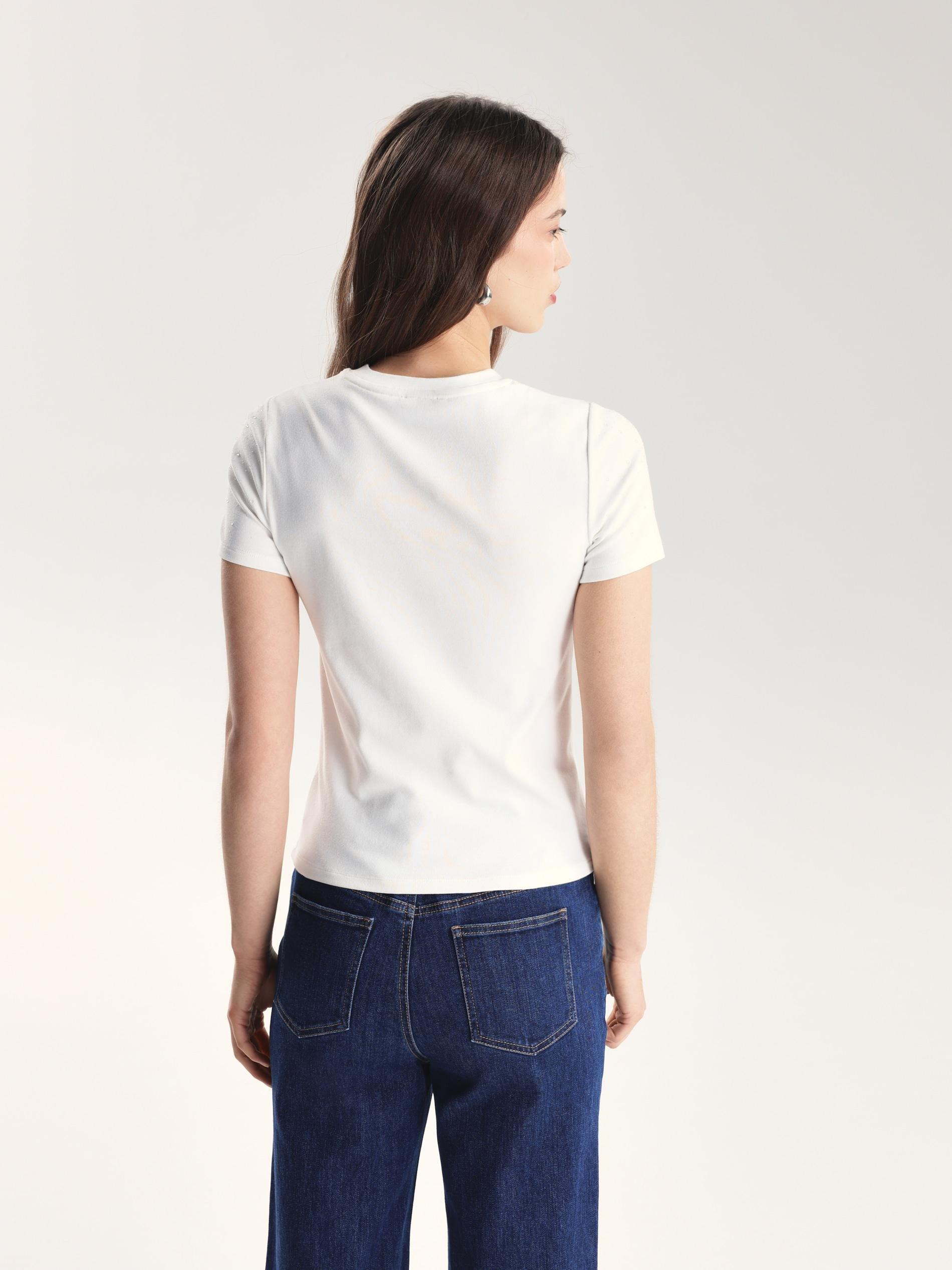 White T-Shirt With Applique, White, large image number 3