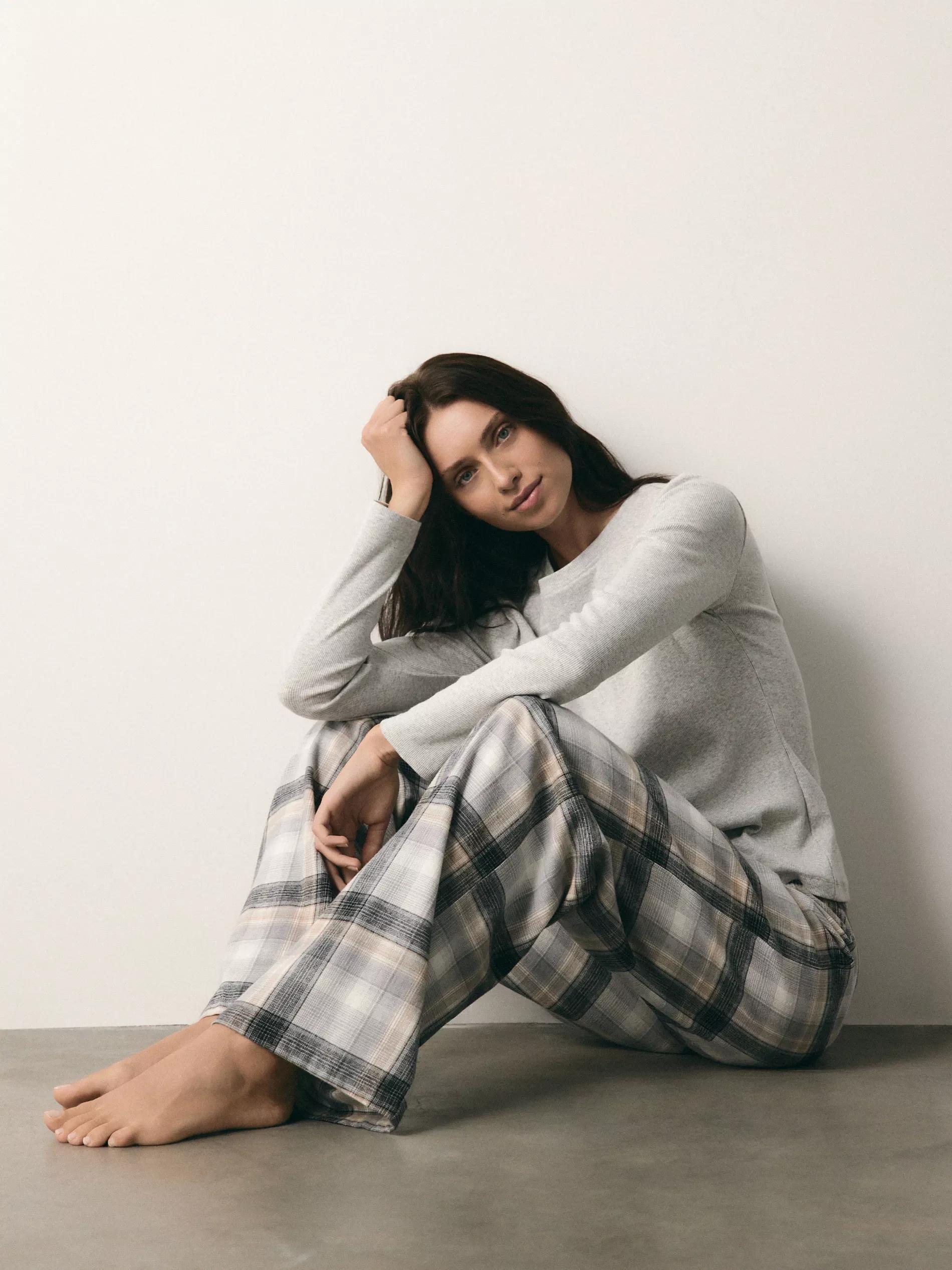 Grey Two Piece Pyjama Set With Bear Print, Light grey, large image number 3