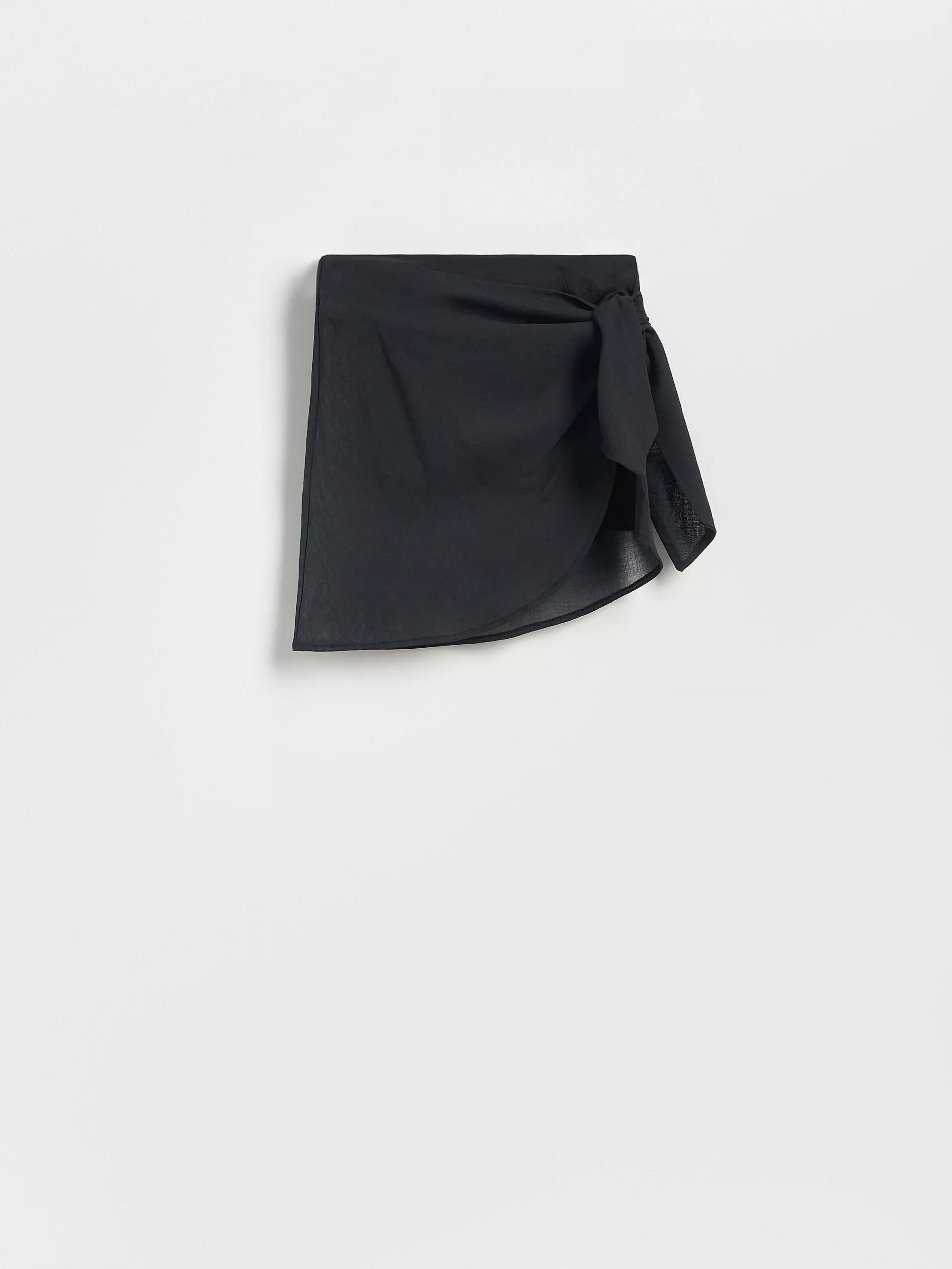 Black Sarong, Black, large image number 2