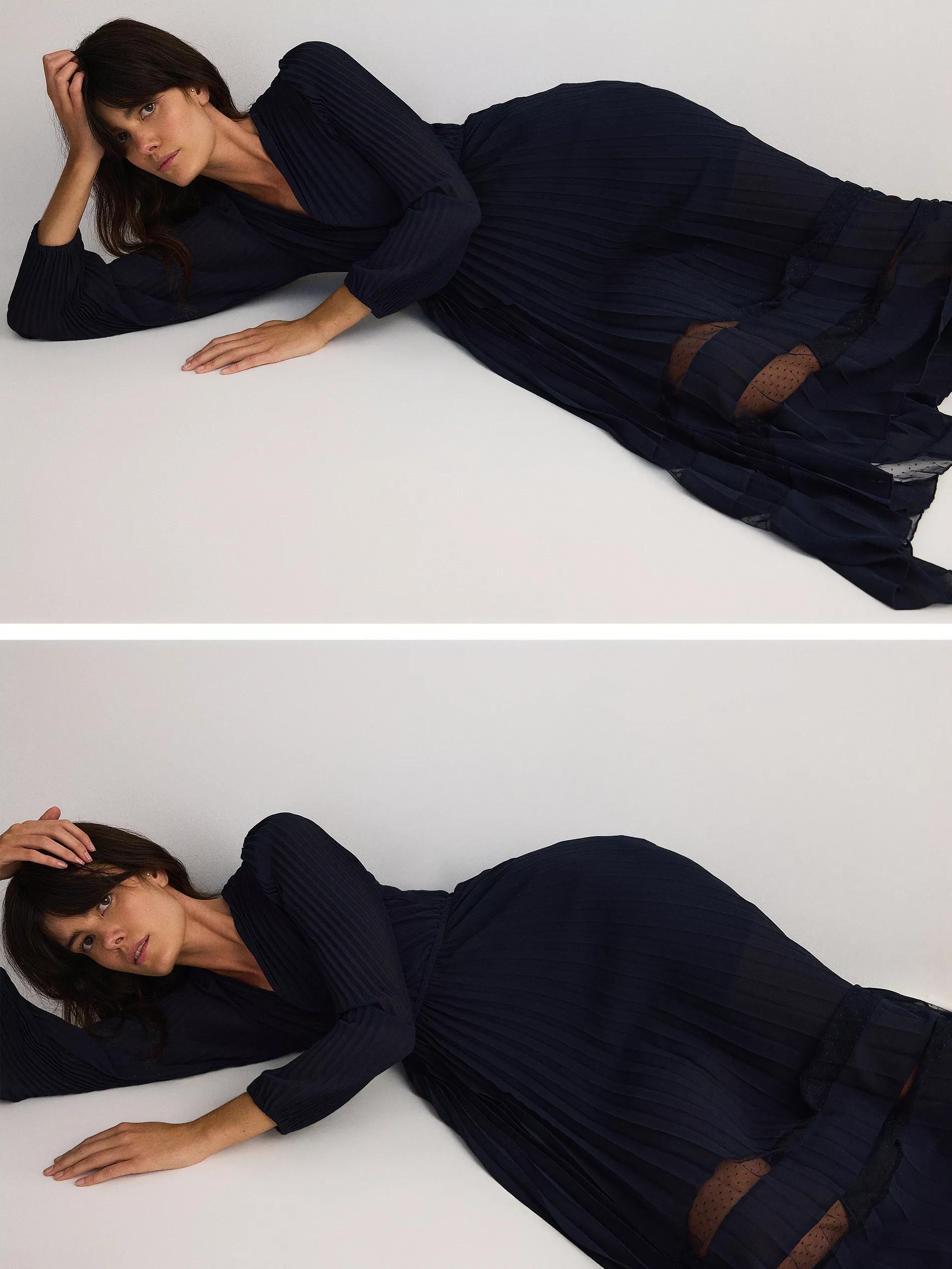 Navy Pleated Midi Dress, , large image number 4