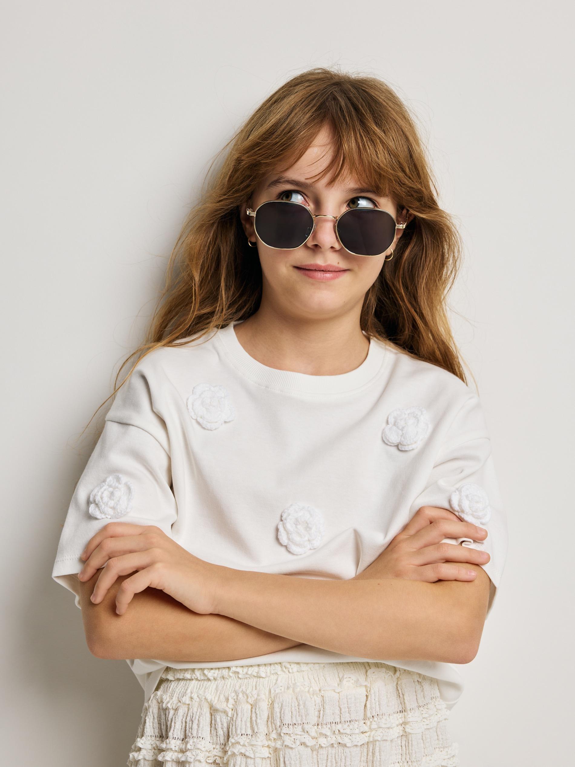 Black Sunglasses With Case, Black, large image number 2