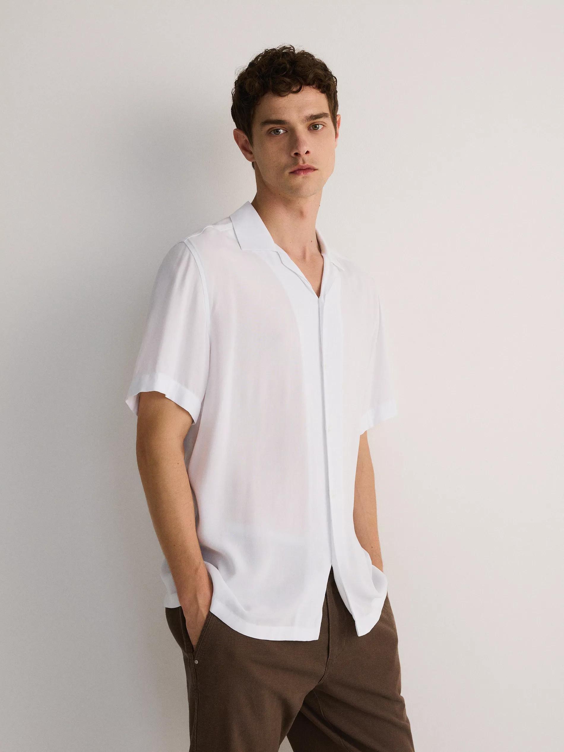 White Comfort Fit Buttoned Shirt, , large image number 2