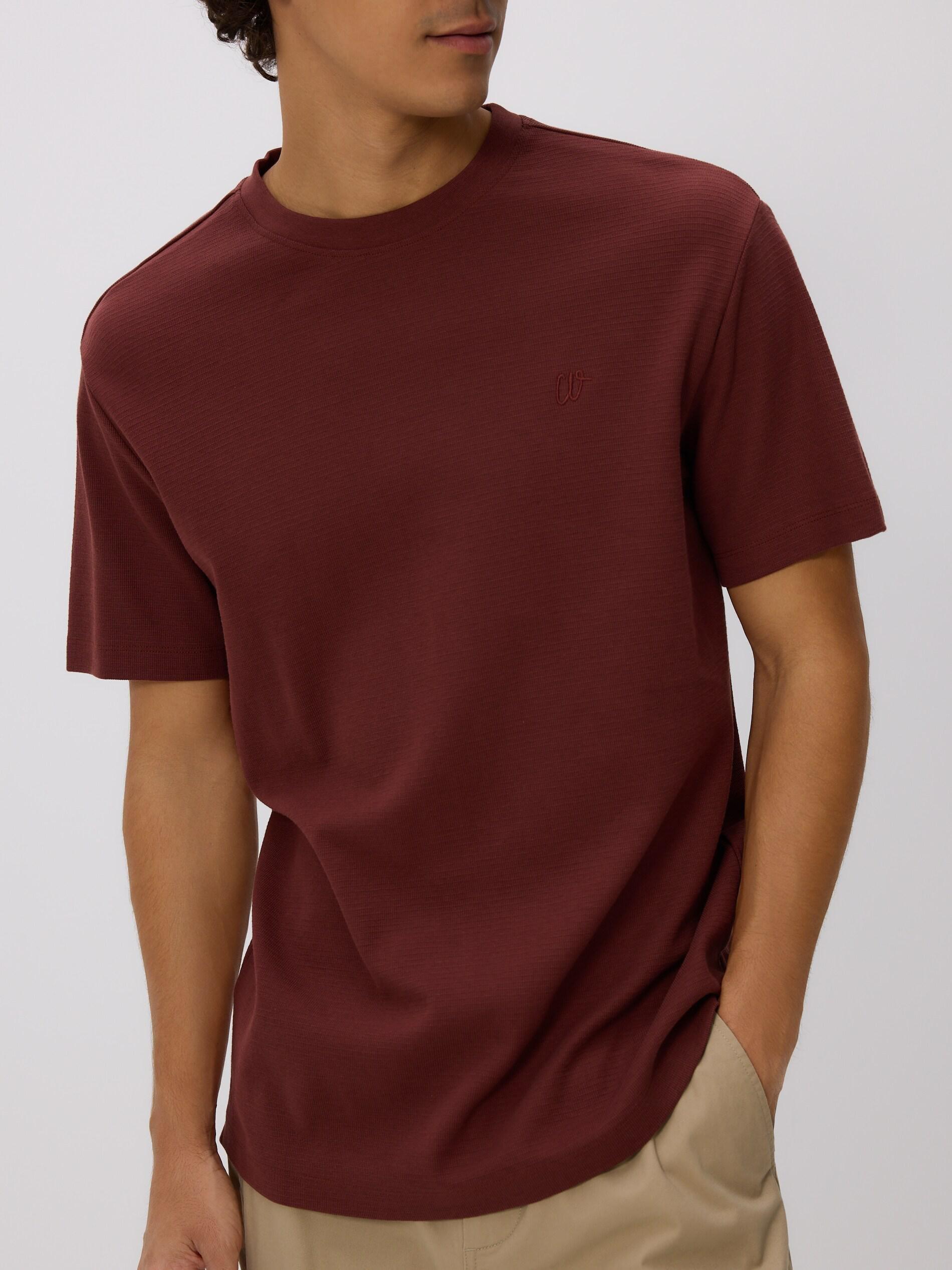 Maroon Comfort Fit Structural Fabric T-Shirt, Burgundy, medium
