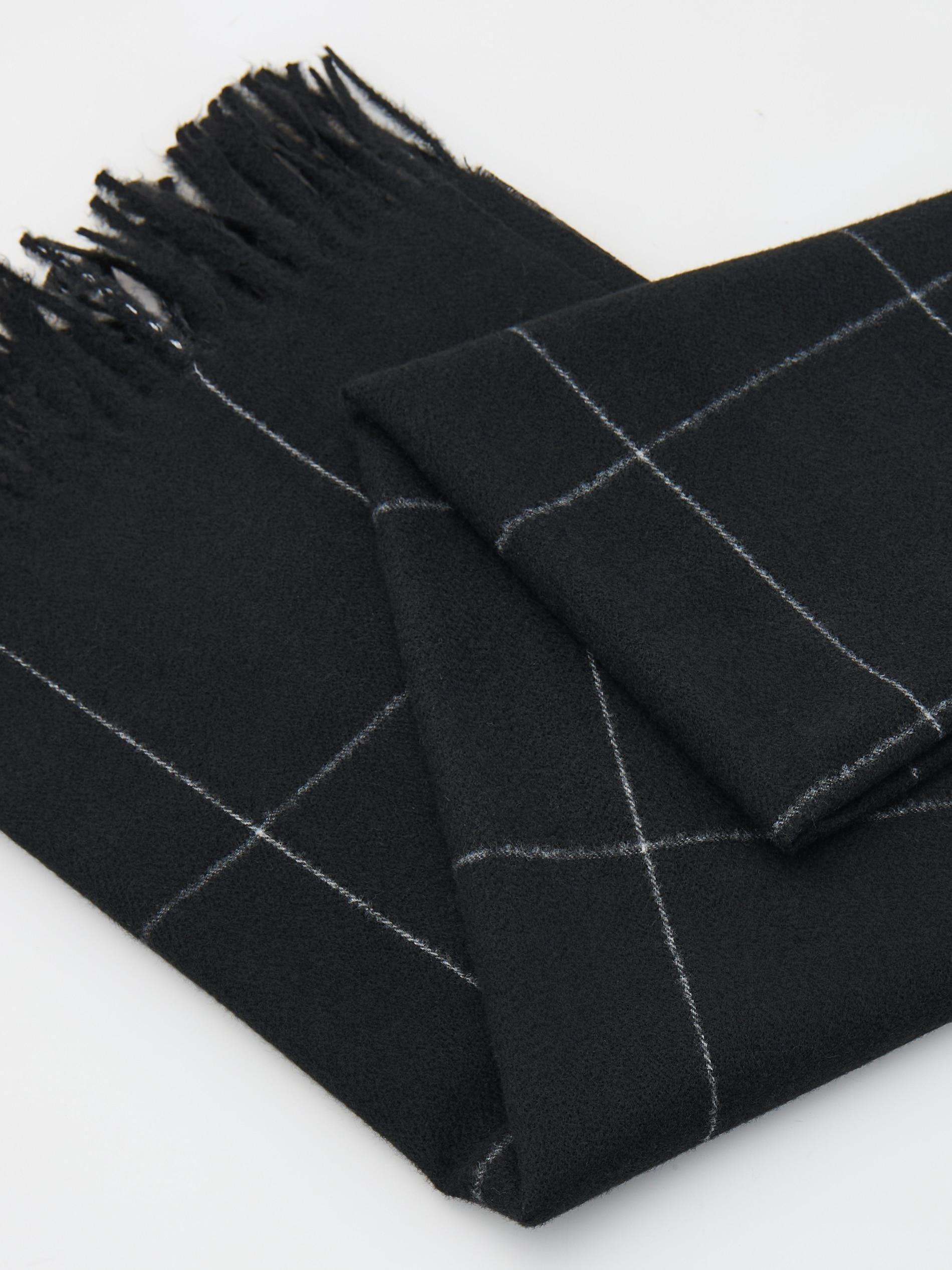 Black Fringe Scarf, Black, large image number 2