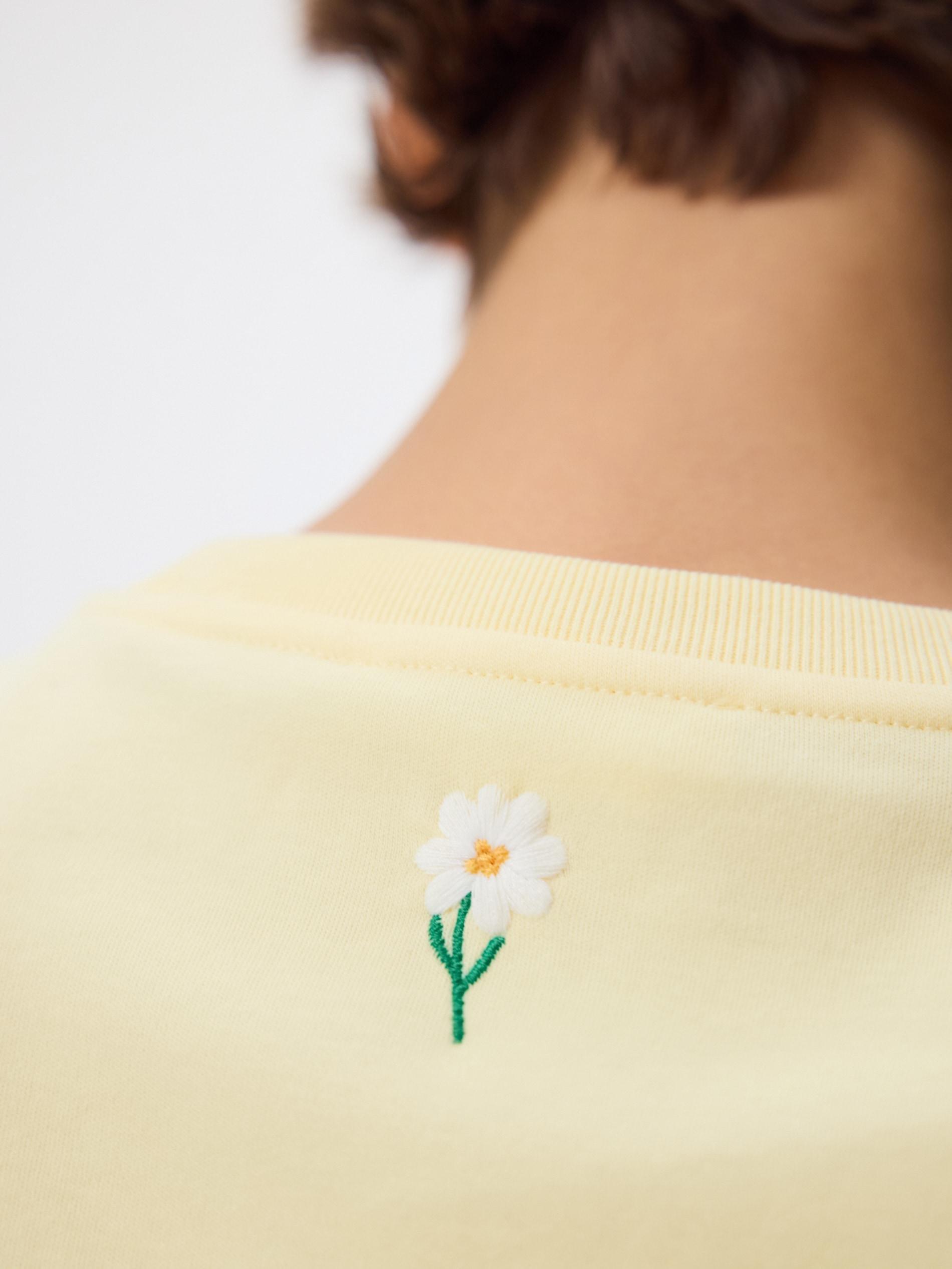 Yellow T-shirt with embroidery, , large image number 4