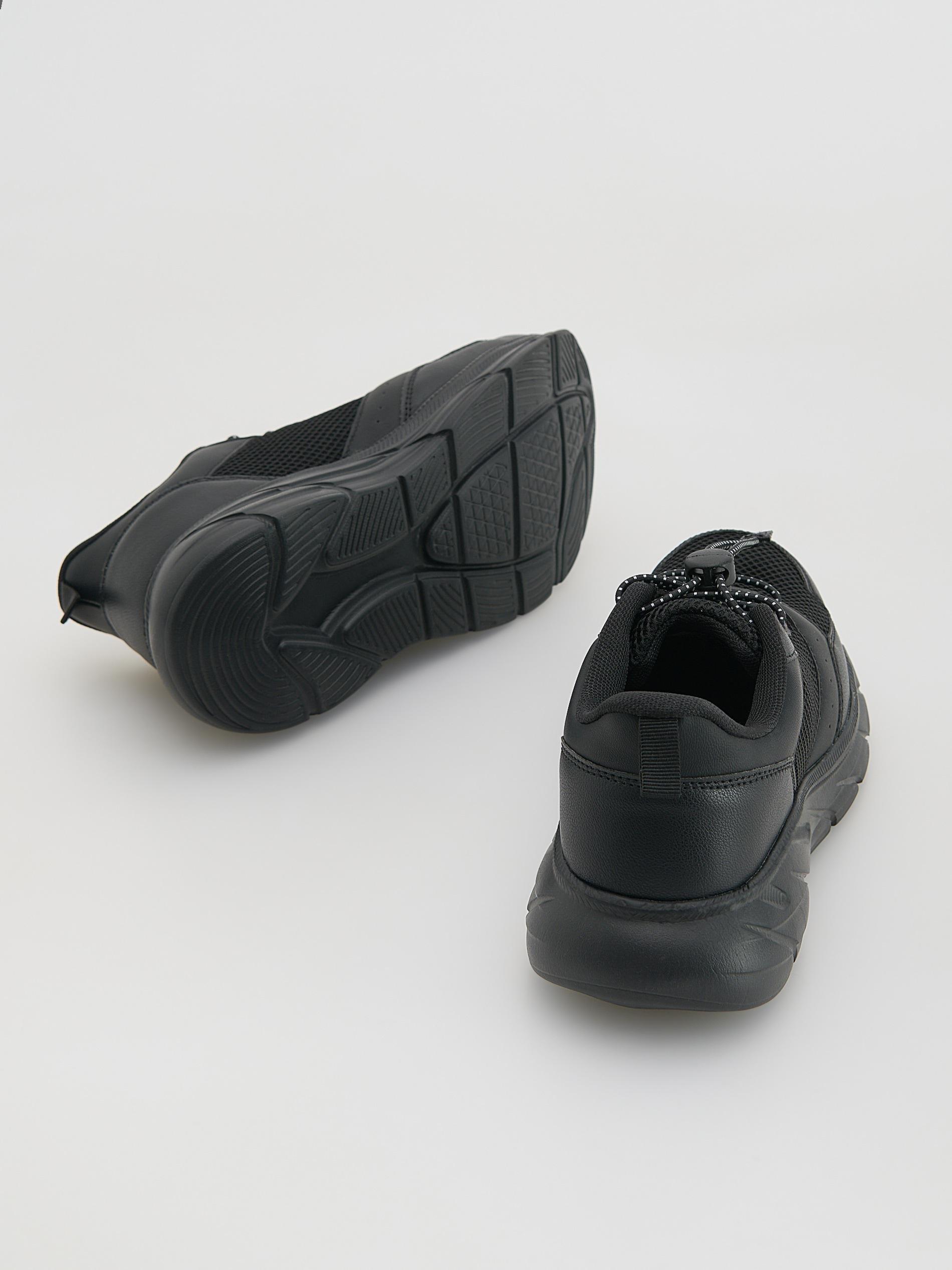 Black Classic Sneakers, Black, large image number 2