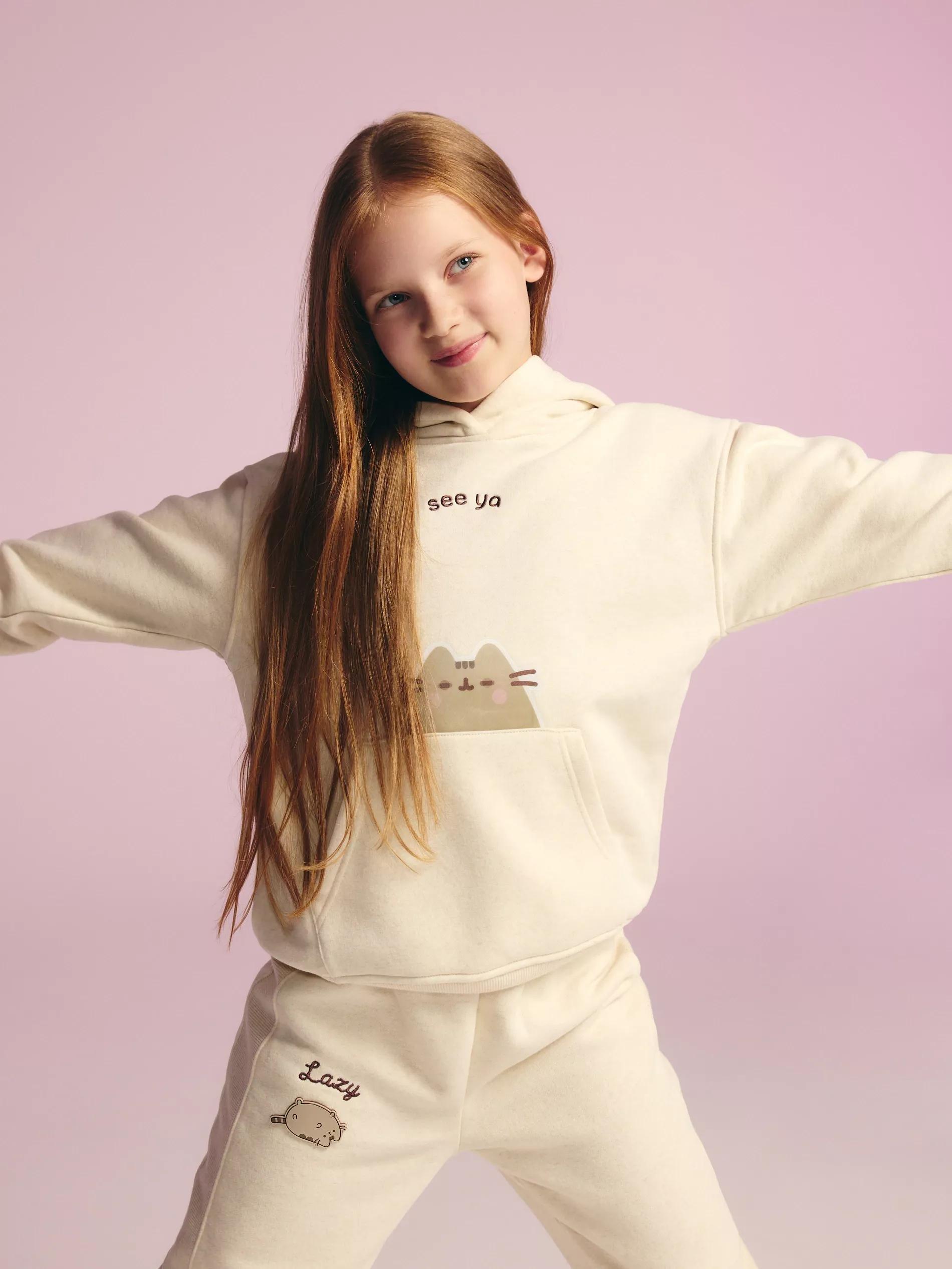 BEIGE Pusheen sweatshirt with 3D applique, , large image number 2