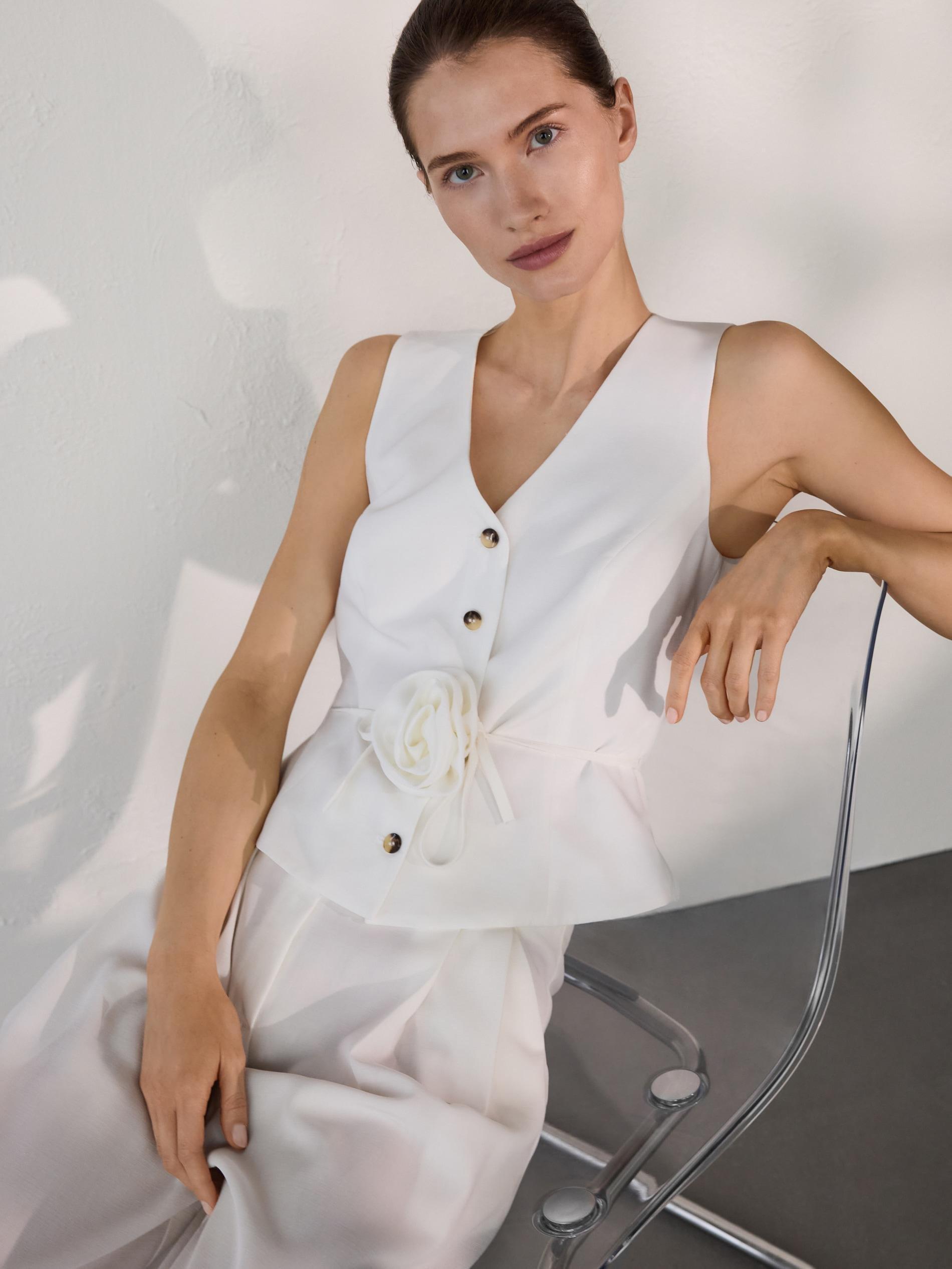 Cream Vest with high lyocell content, , large image number 0