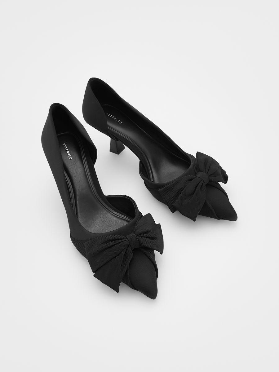 Black Low-Heeled Shoes, , large image number 1