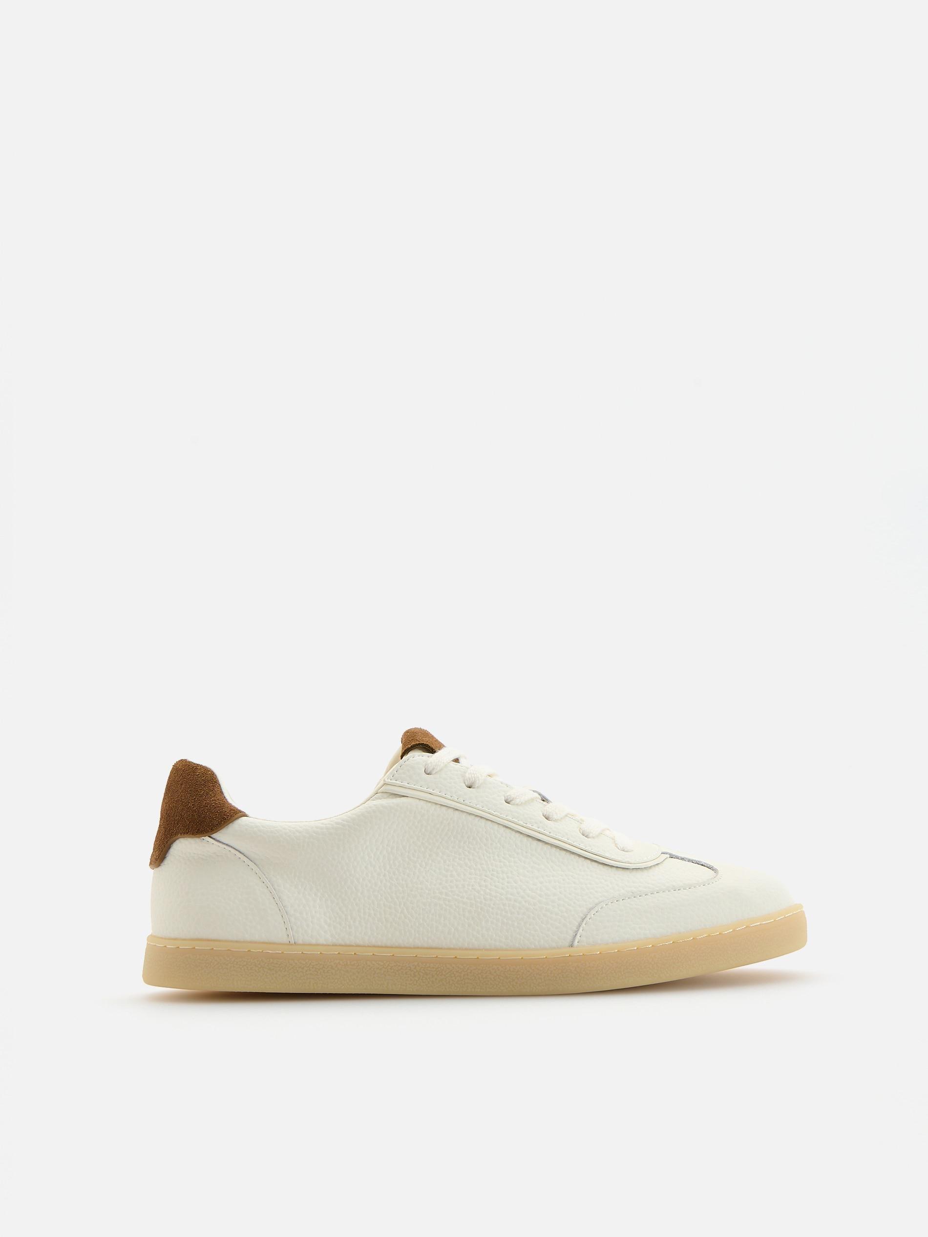 سنيكرز أبيض غني بالجلد, White, medium