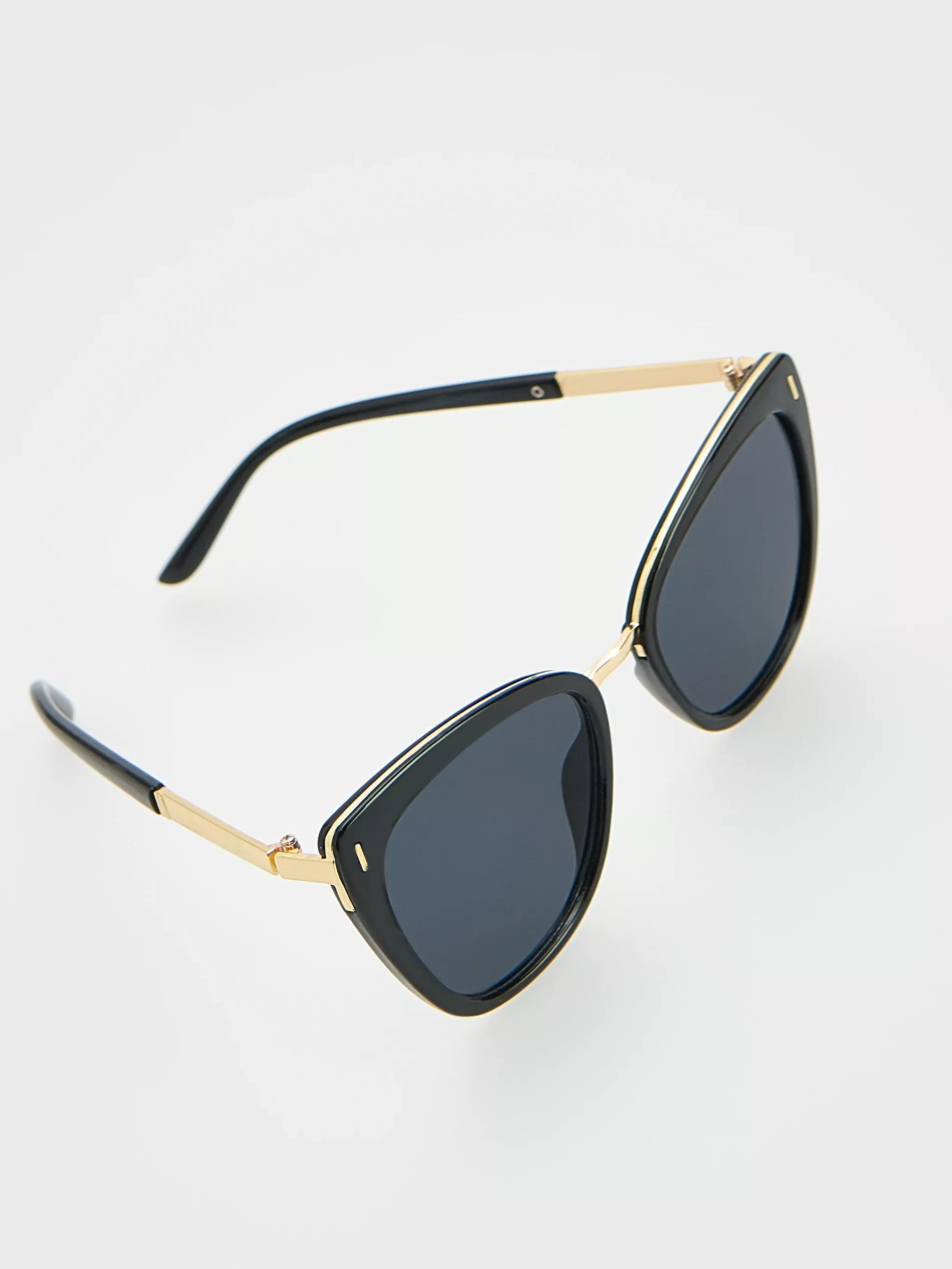 Black Sunglasses, Black, large image number 2