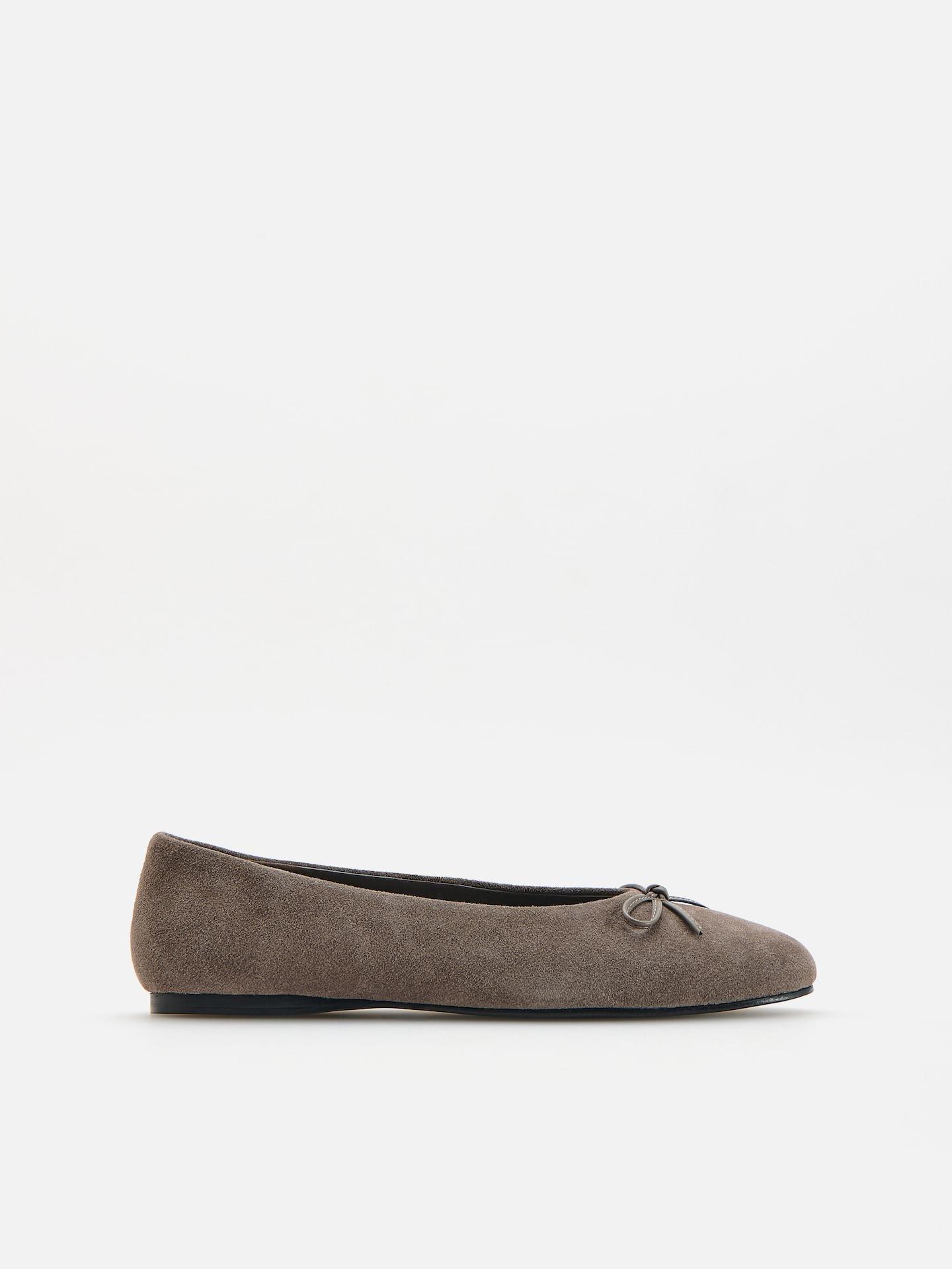 Grey Suede Ballerinas With Bow Detail, Grey, medium