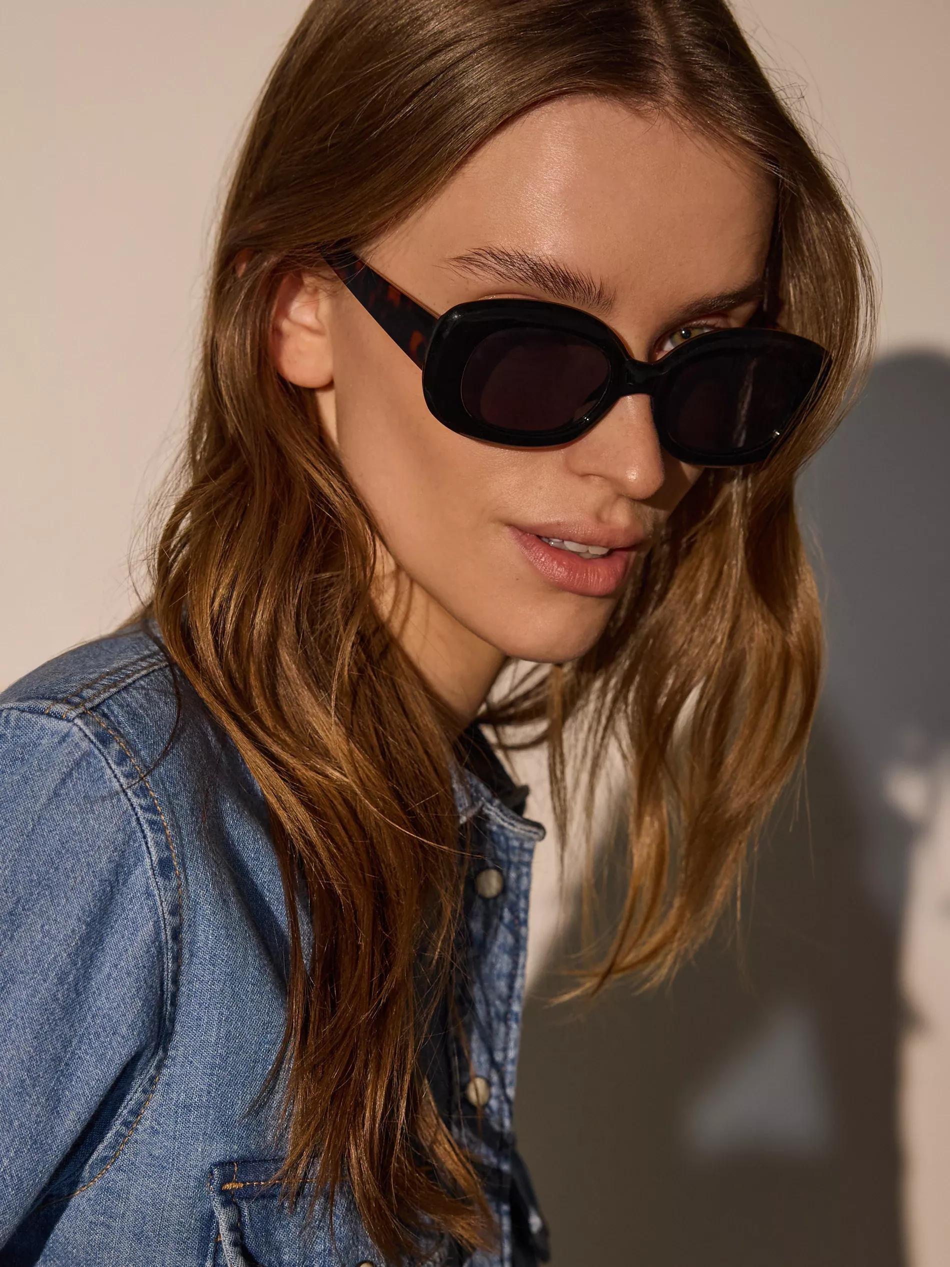 Black Sunglasses, Black, large image number 2