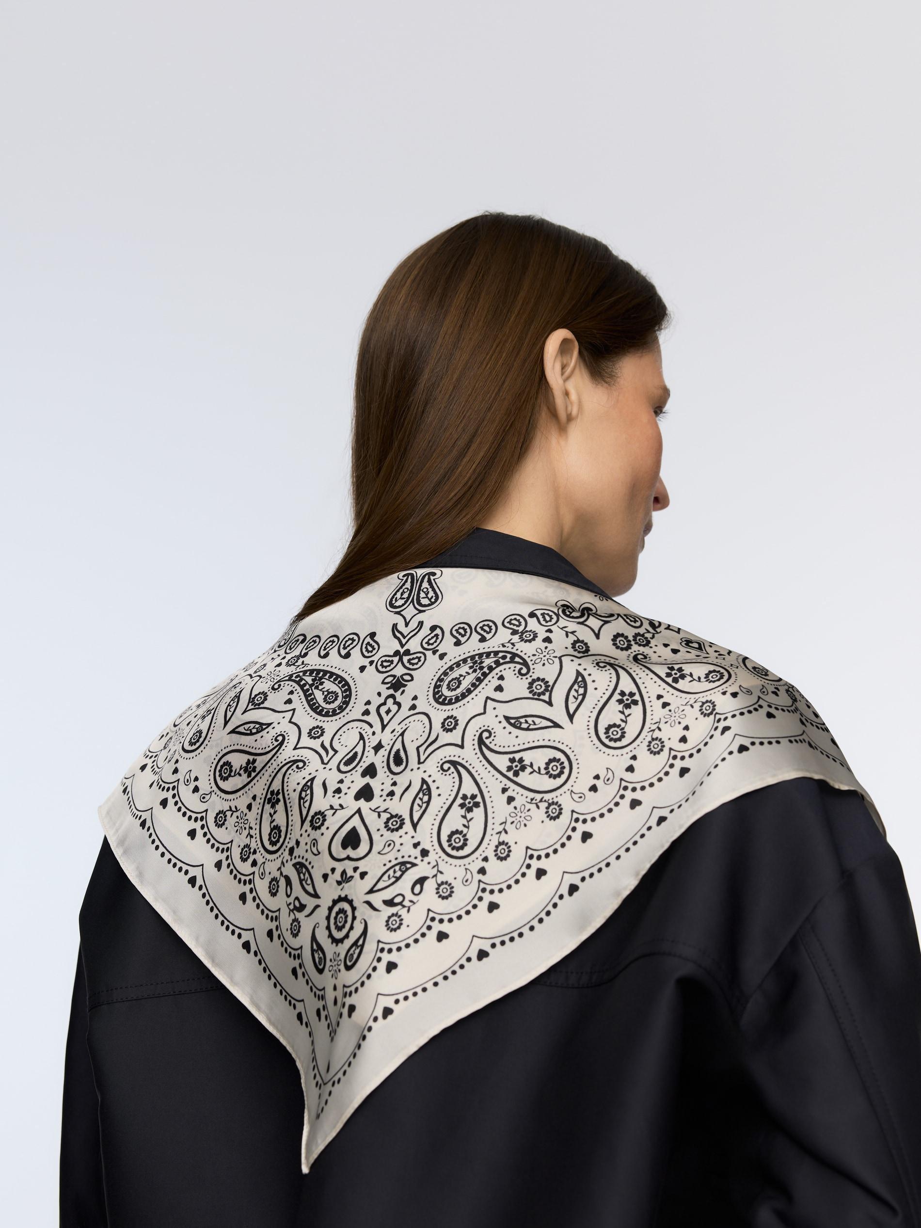 Cream Patterned Neckerchief, Ivory, medium