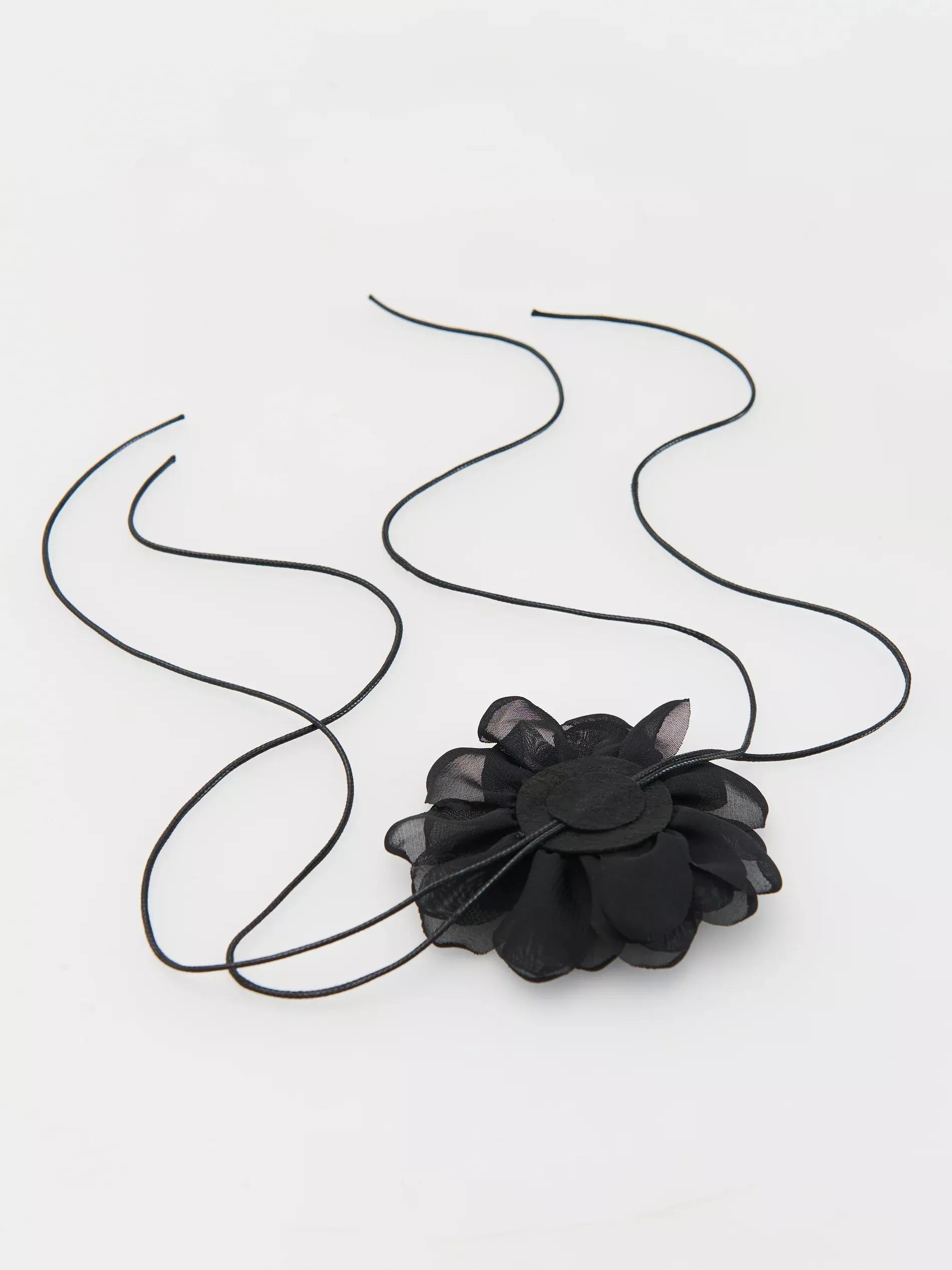 Black Linked Choker Necklace With Floral Detail, Black, large image number 3