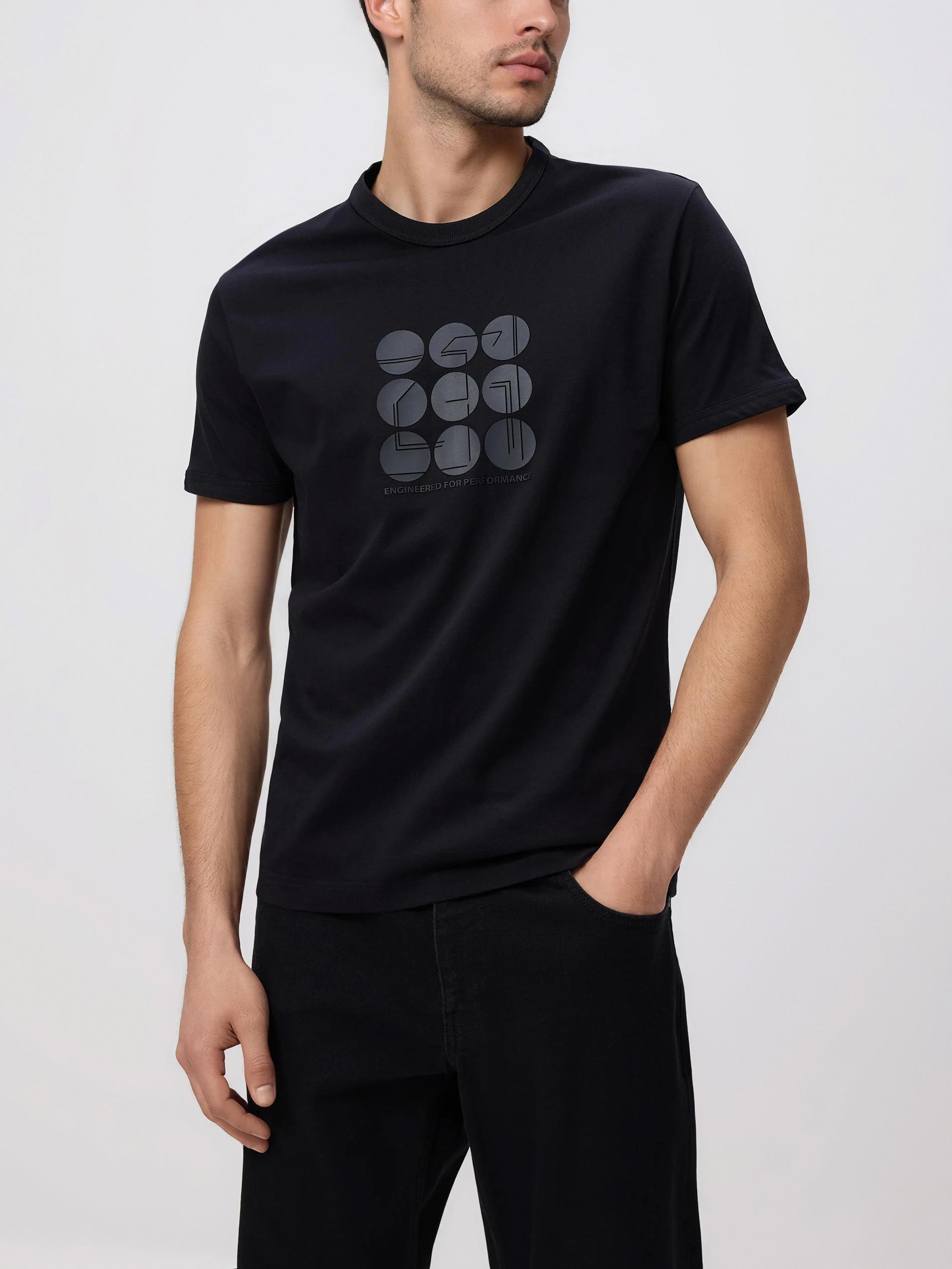 Black T-Shirt, Black, medium