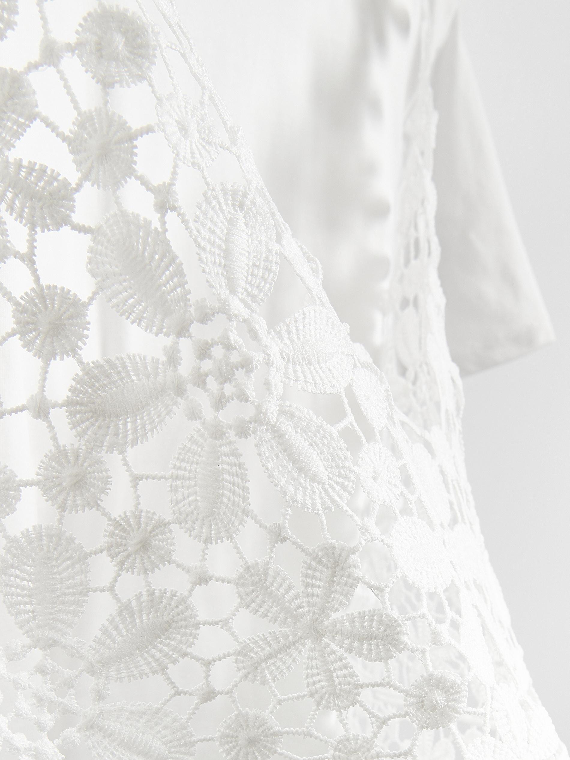 White T-Shirt With A Crocheted Applique, White, large image number 5