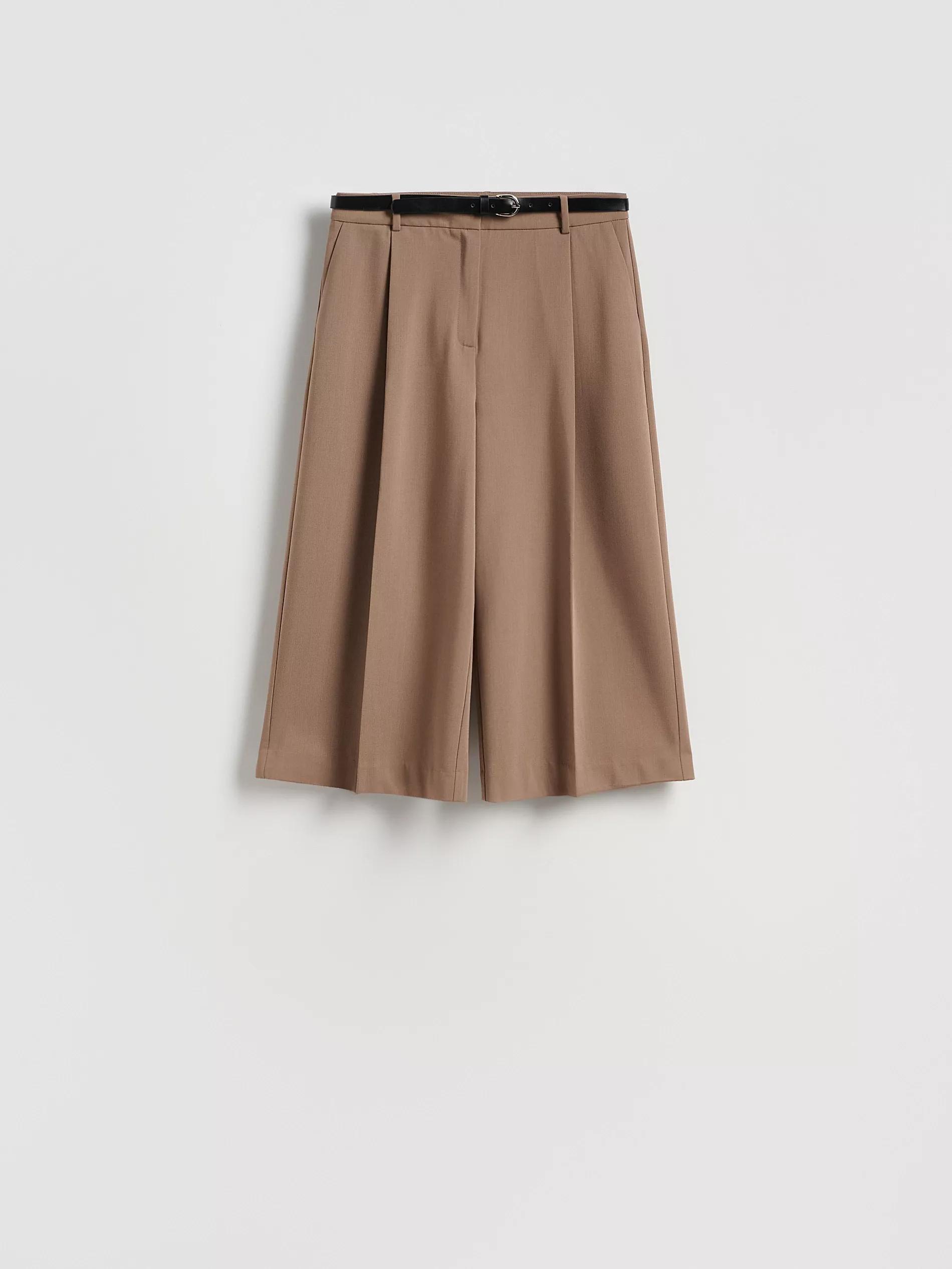 Beige Belted Bermuda Shorts, Beige, large image number 4
