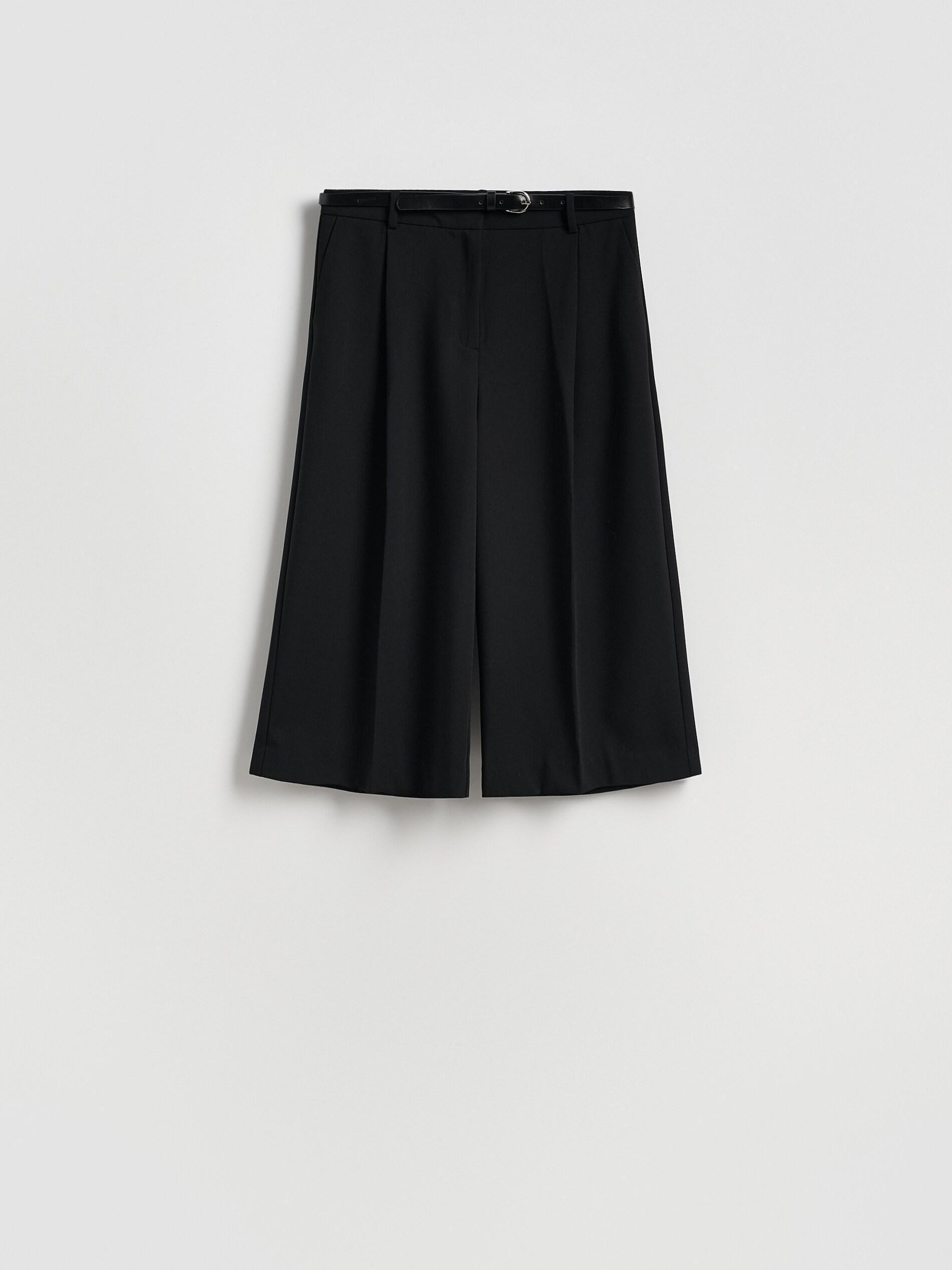 Black Belted Bermuda Shorts, Black, large image number 4