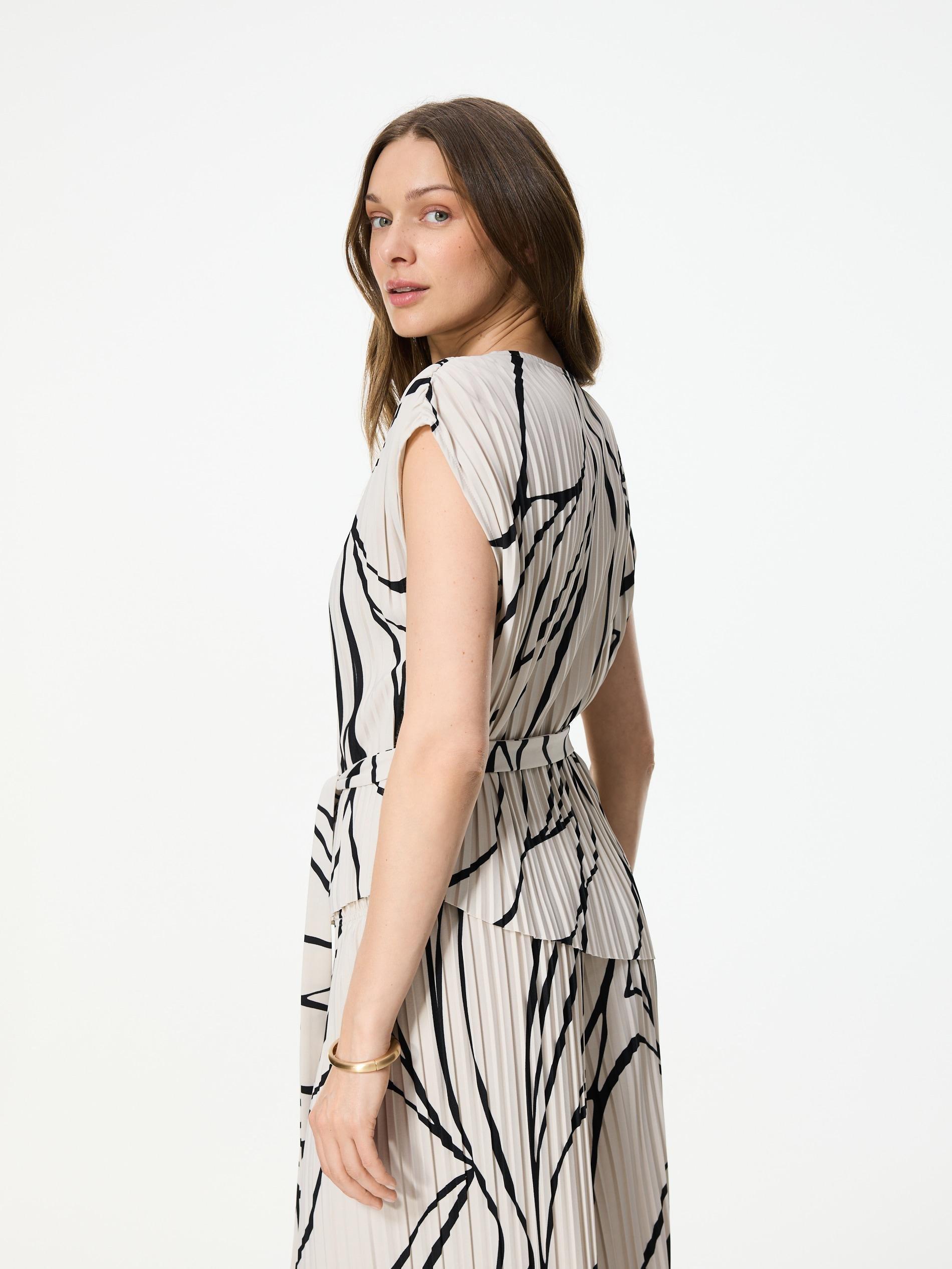 Beige Asymmetrical Top, Beige, large image number 3