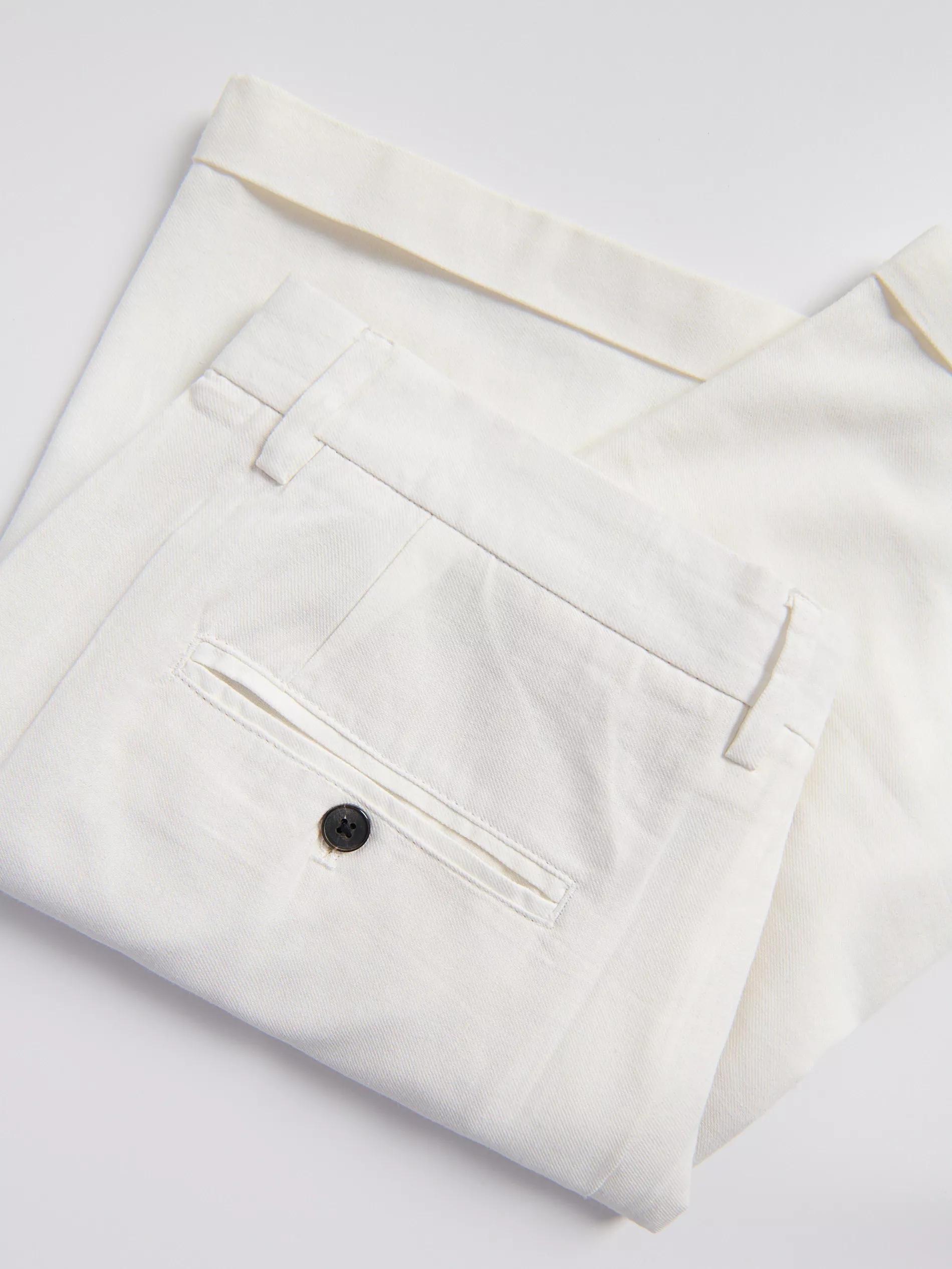White Regular Chino Shorts, White, large image number 5
