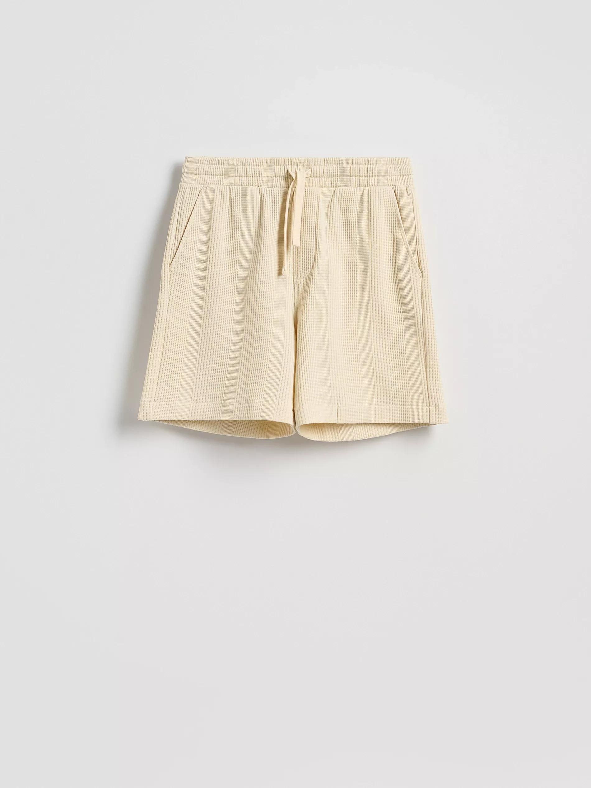 BEIGE Structured regular fit shorts, , medium