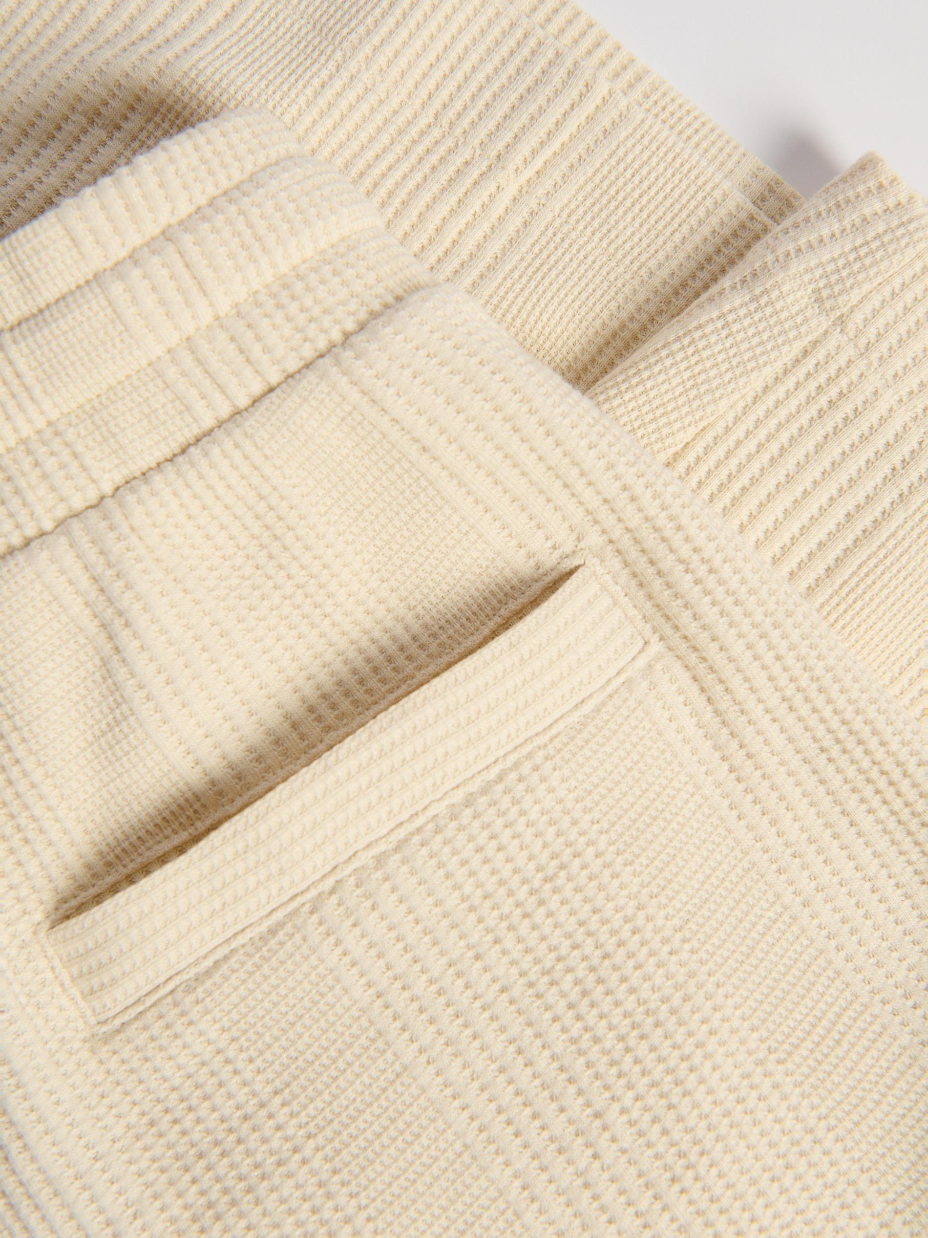 BEIGE Structured regular fit shorts, , large image number 3