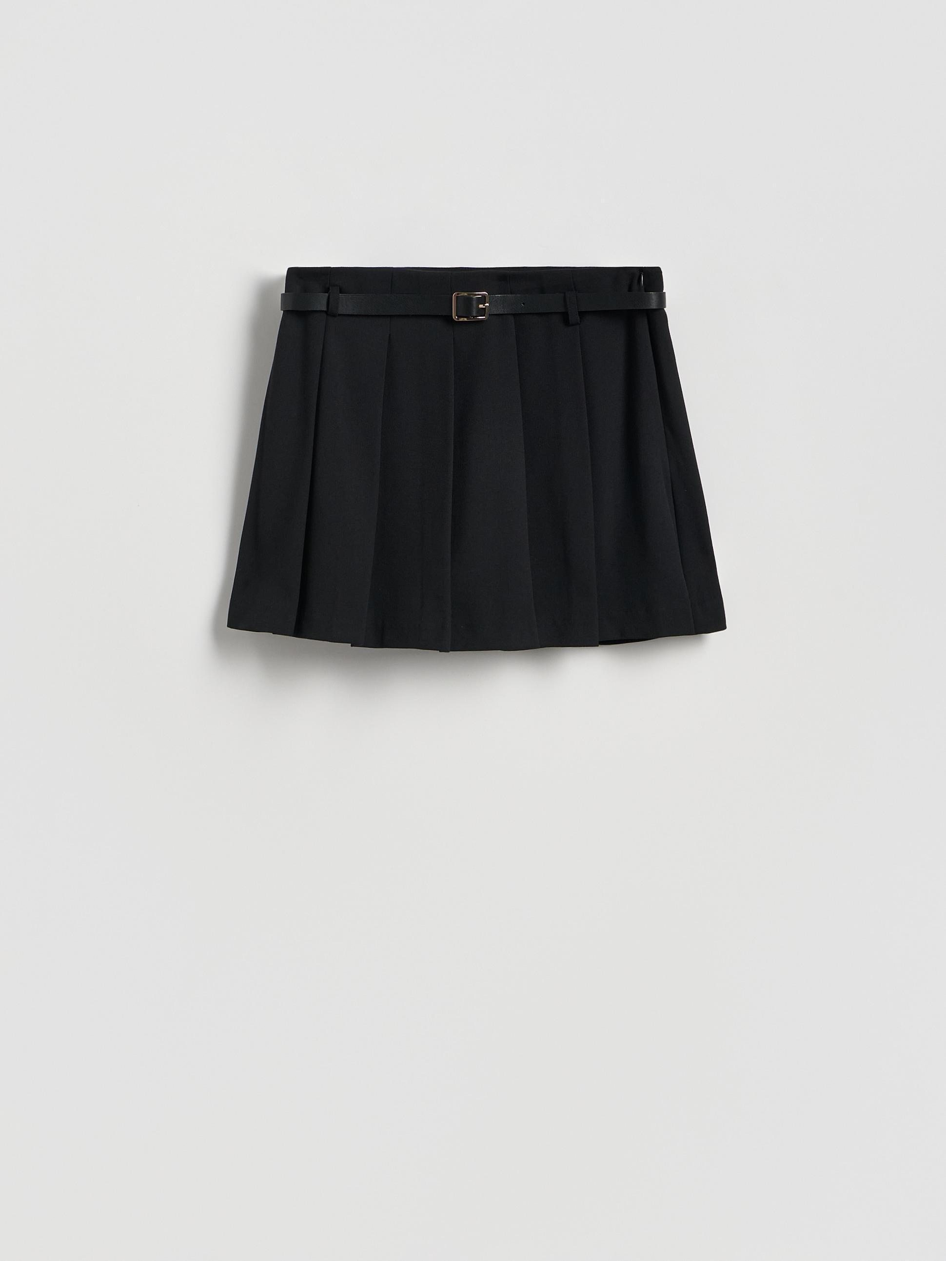 Black Shorts & Belt, Black, large image number 4