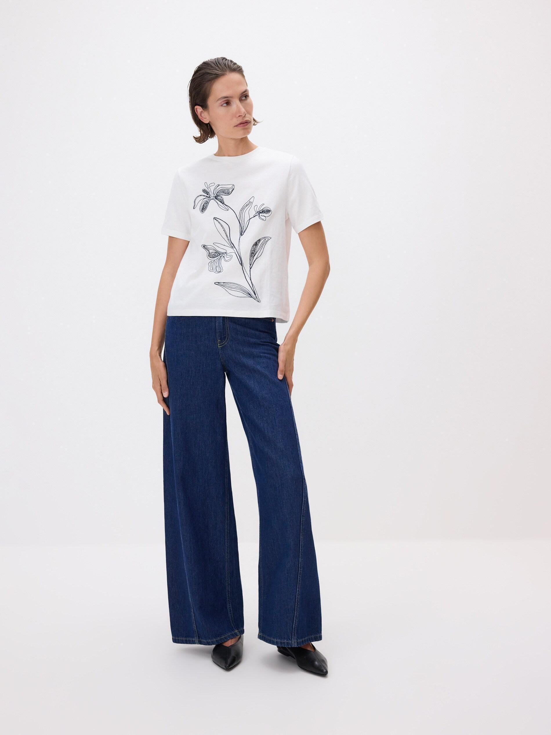 Cream T-Shirt With Embroidered Pattern, Ivory, medium