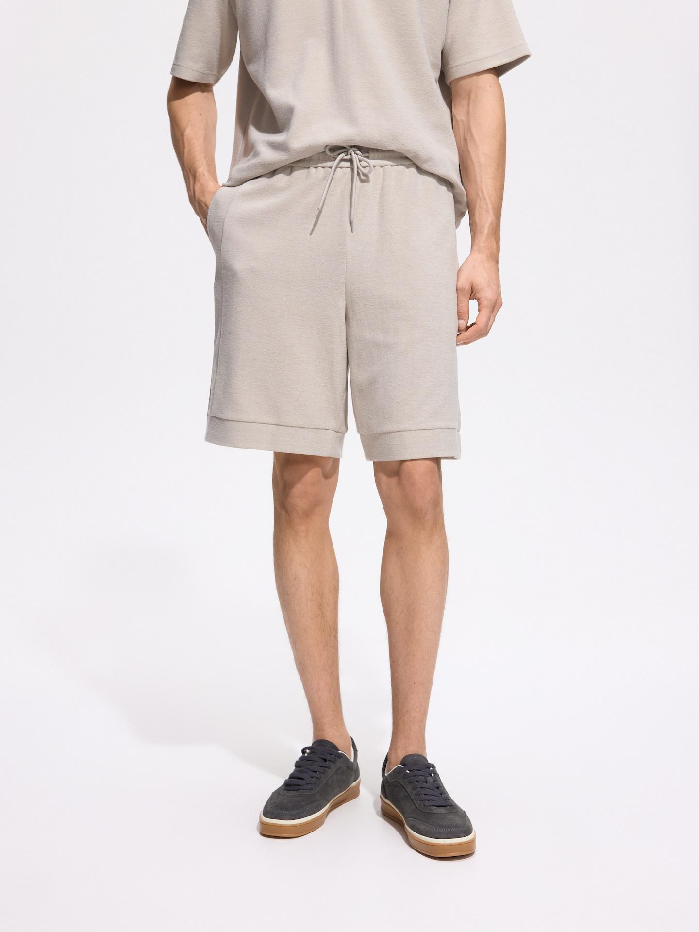 Grey Regular Shorts, Light grey, medium
