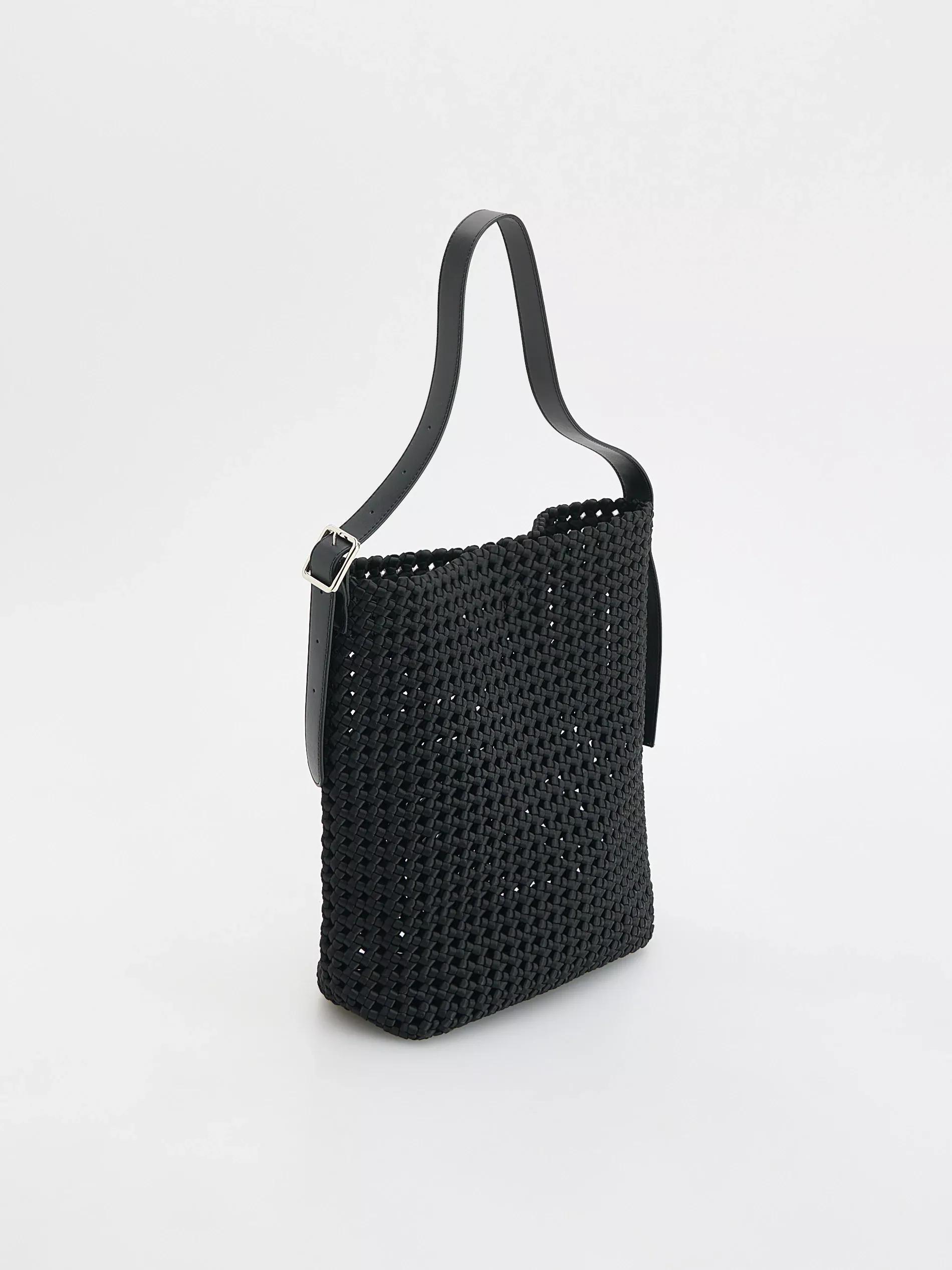 Black Woven Shoulder Bag, Black, large image number 4